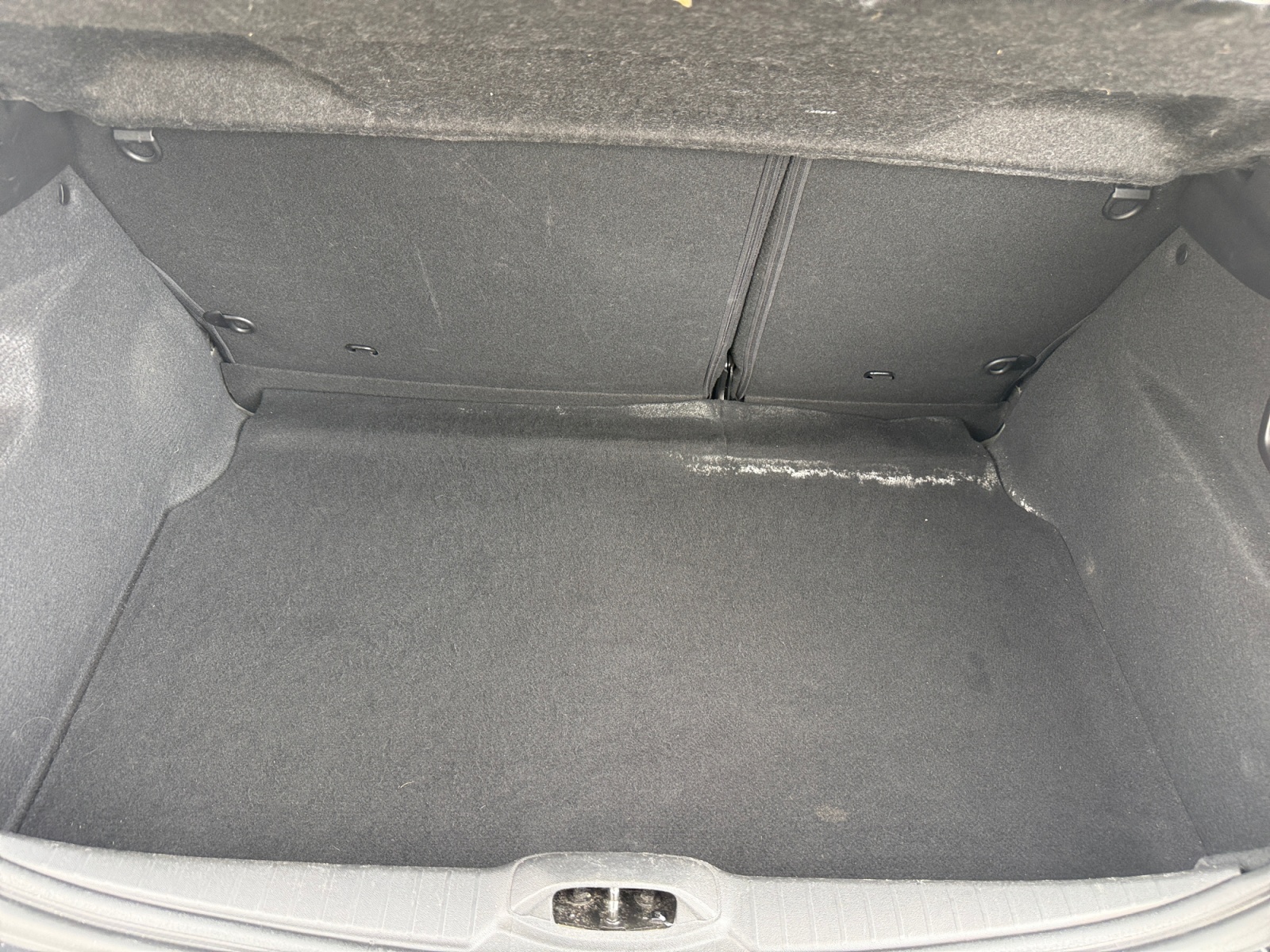 Peugeot 208 28