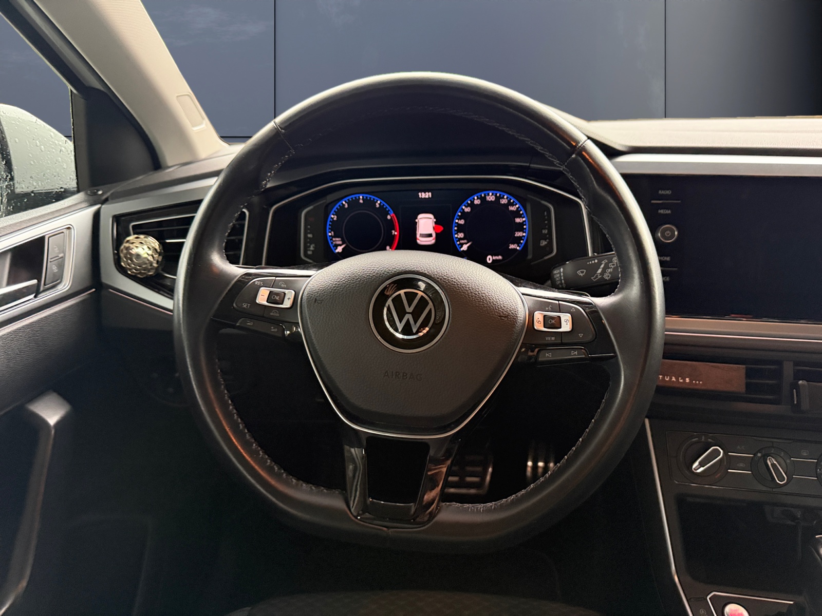 Volkswagen Polo 15