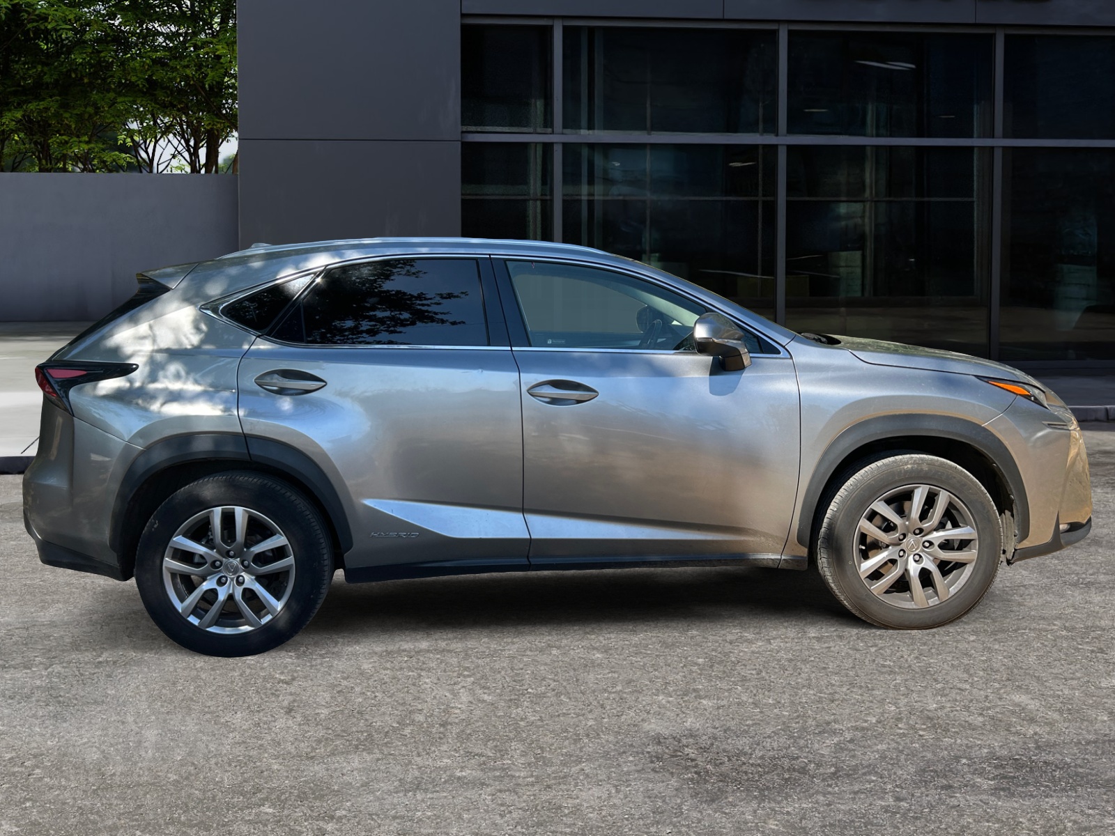Lexus Nx 5