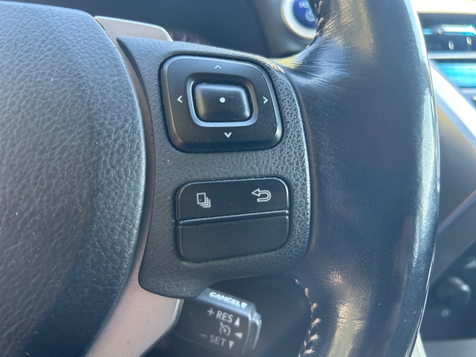 Lexus Nx 18