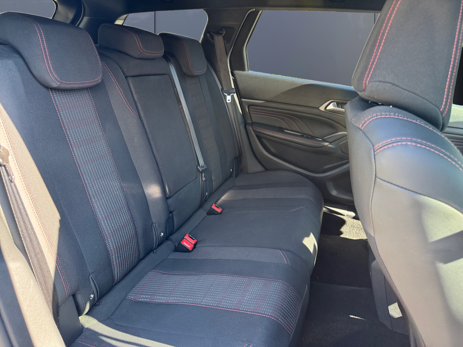 Peugeot 308 11