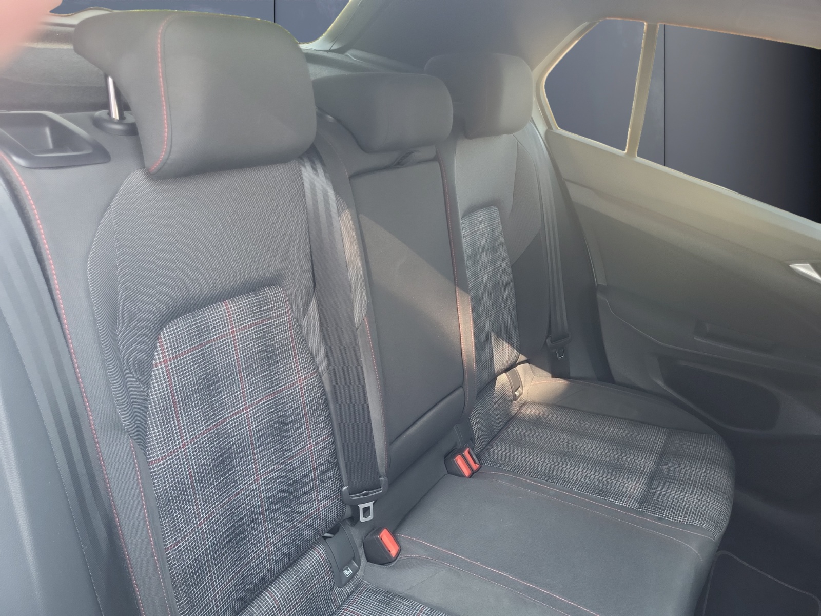 Volkswagen Golf 11