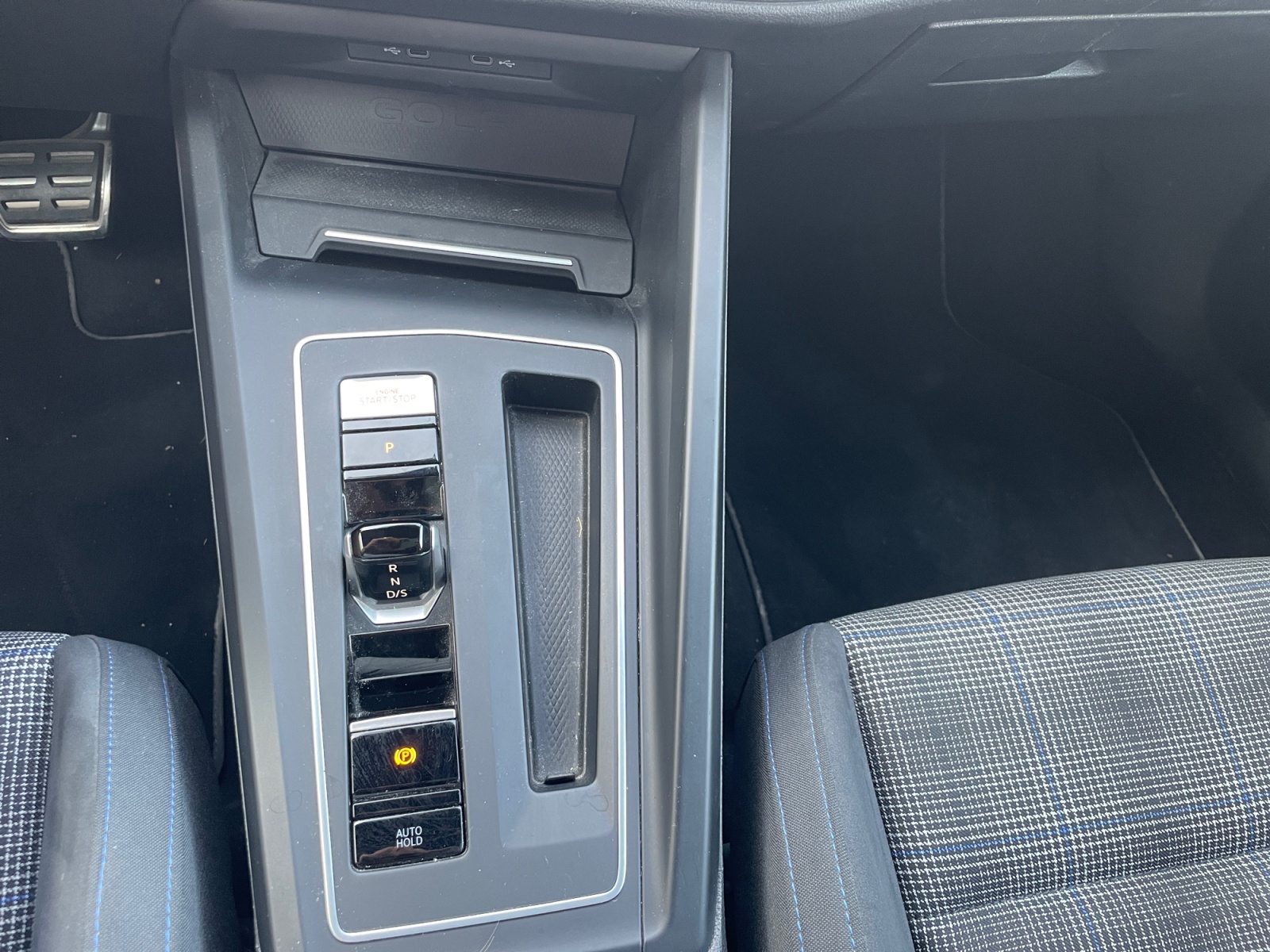 Volkswagen Golf 32