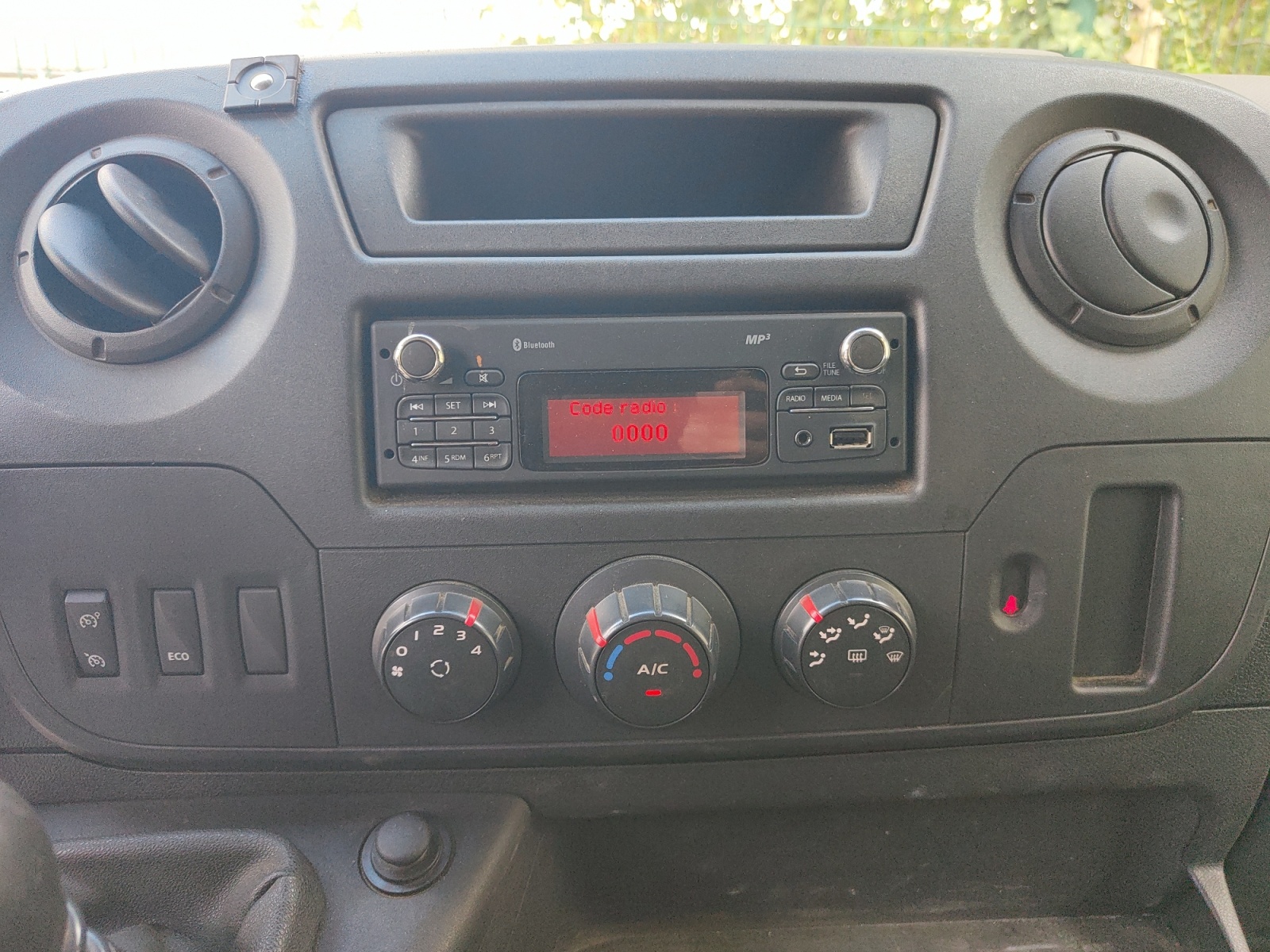 Renault Master Vu 16