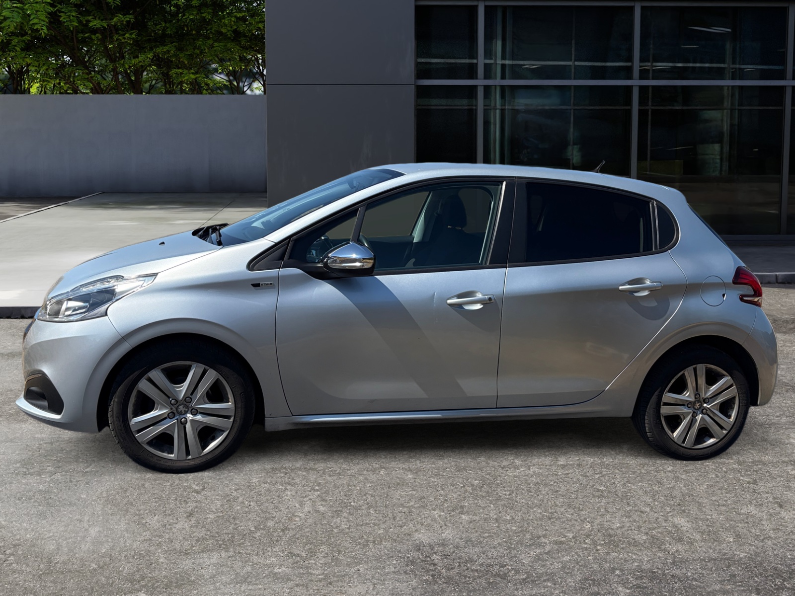 Peugeot 208 1
