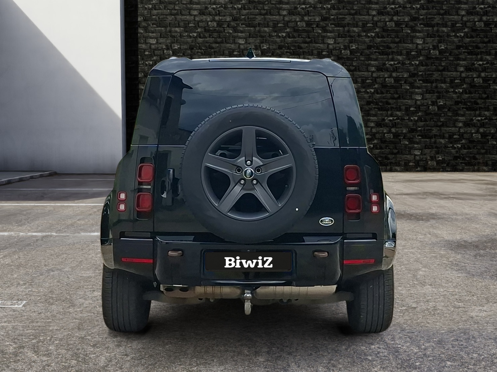 Land Rover Defender 3