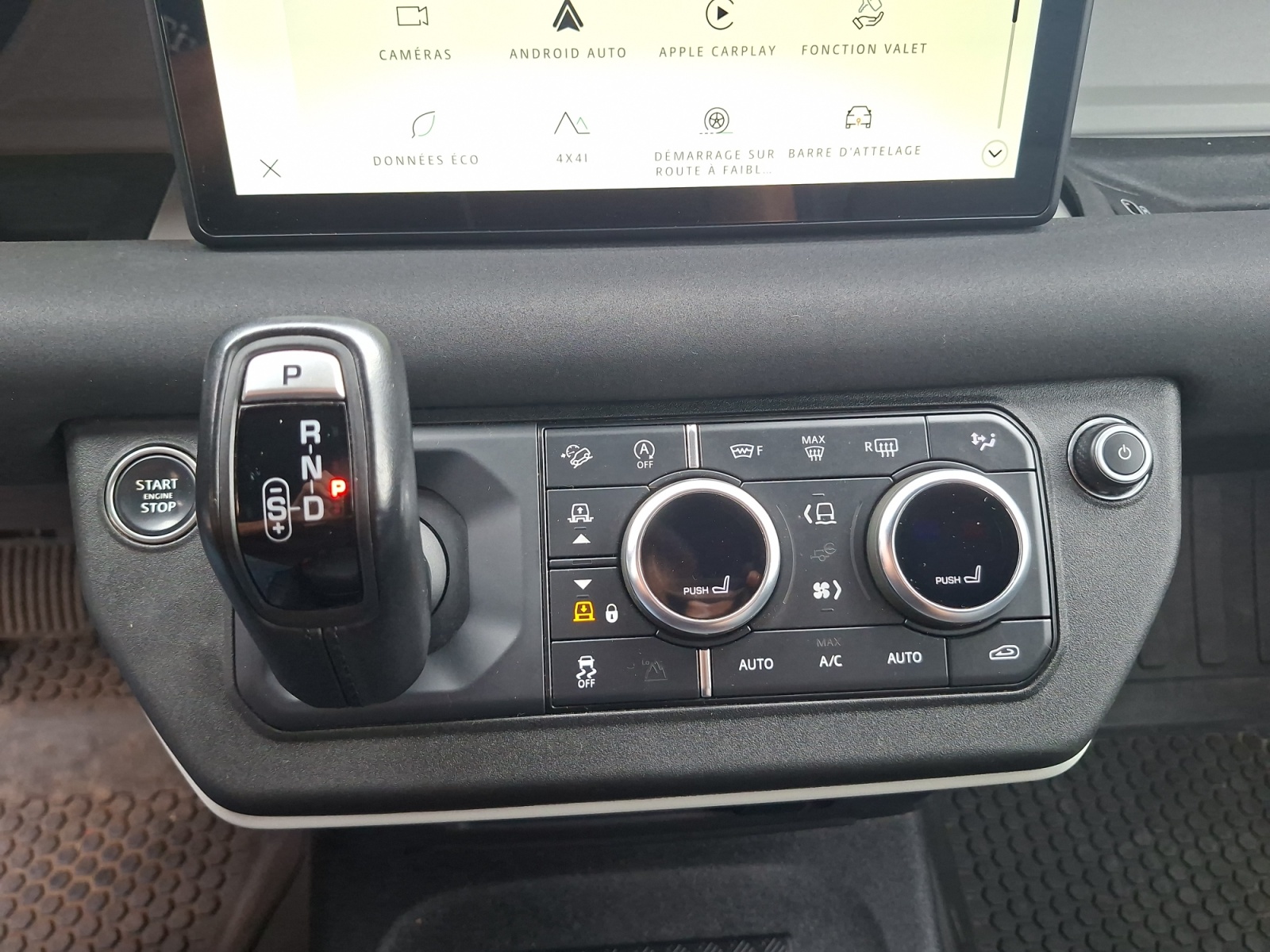 Land Rover Defender 35