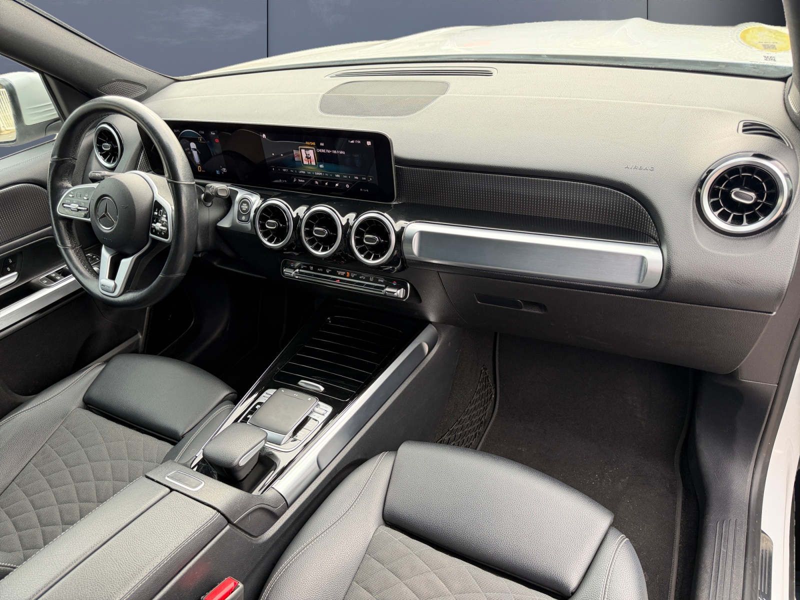 Mercedes-Benz Classe Glb 12
