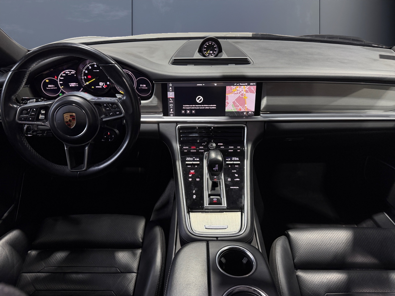 Porsche Panamera 14