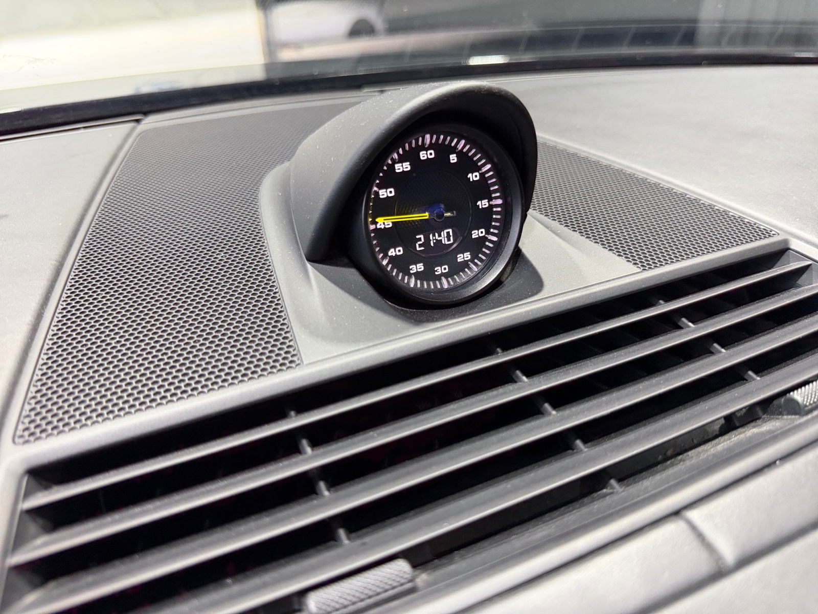 Porsche Panamera 25