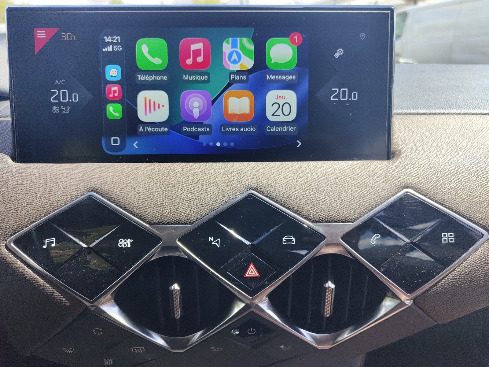 Ds Automobiles Ds3 17
