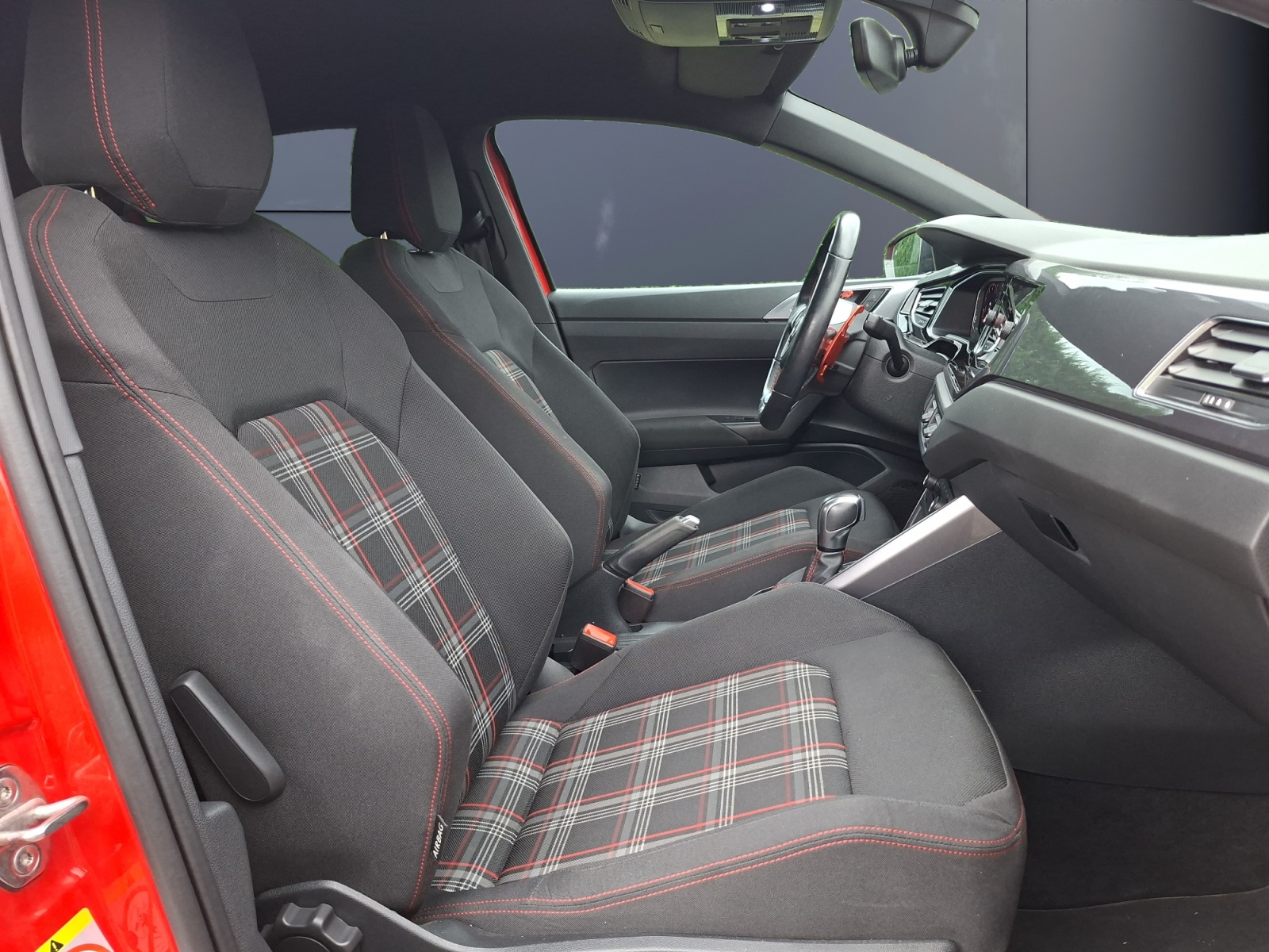 Volkswagen Polo 13