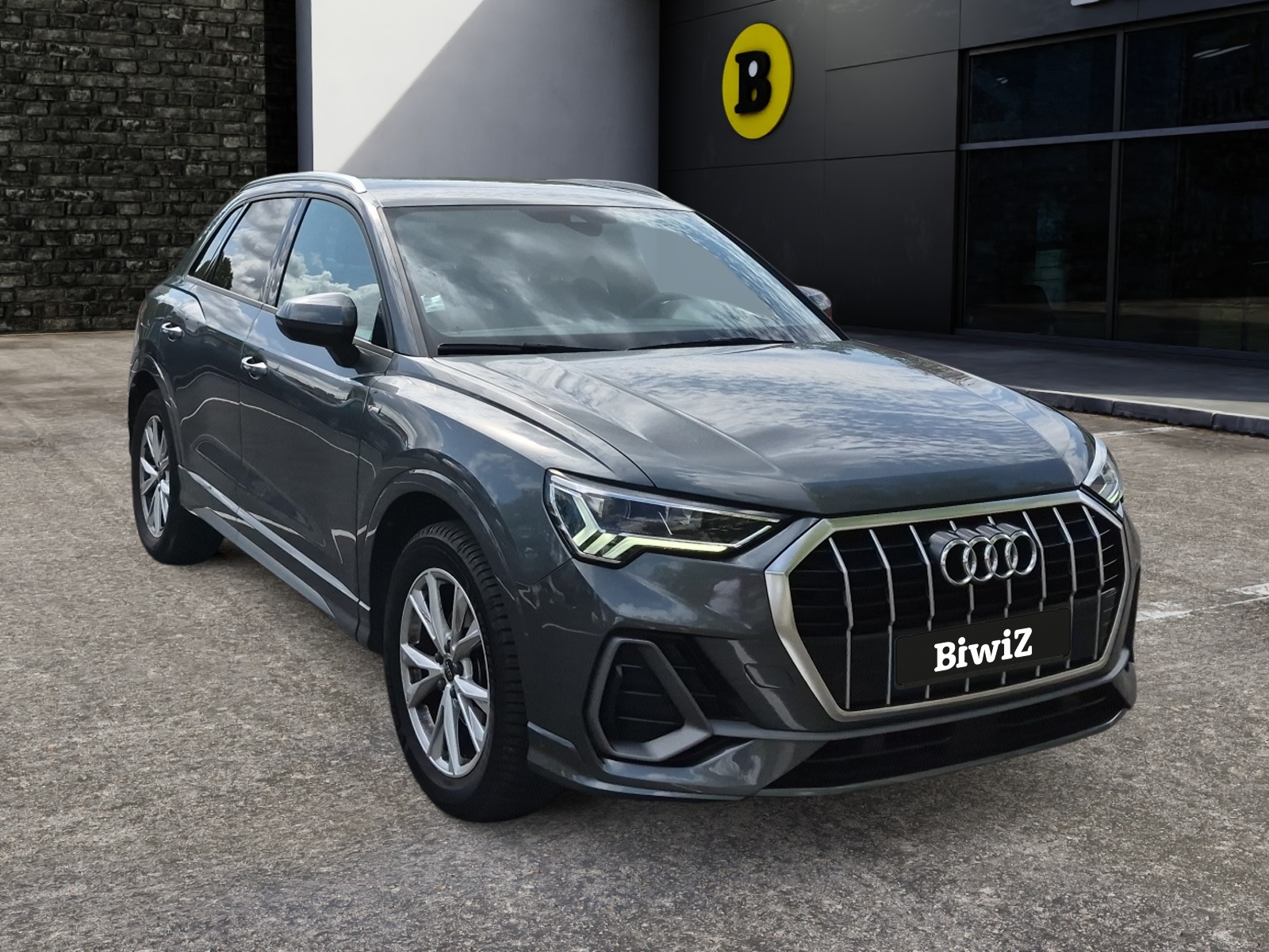 Audi Q3 6
