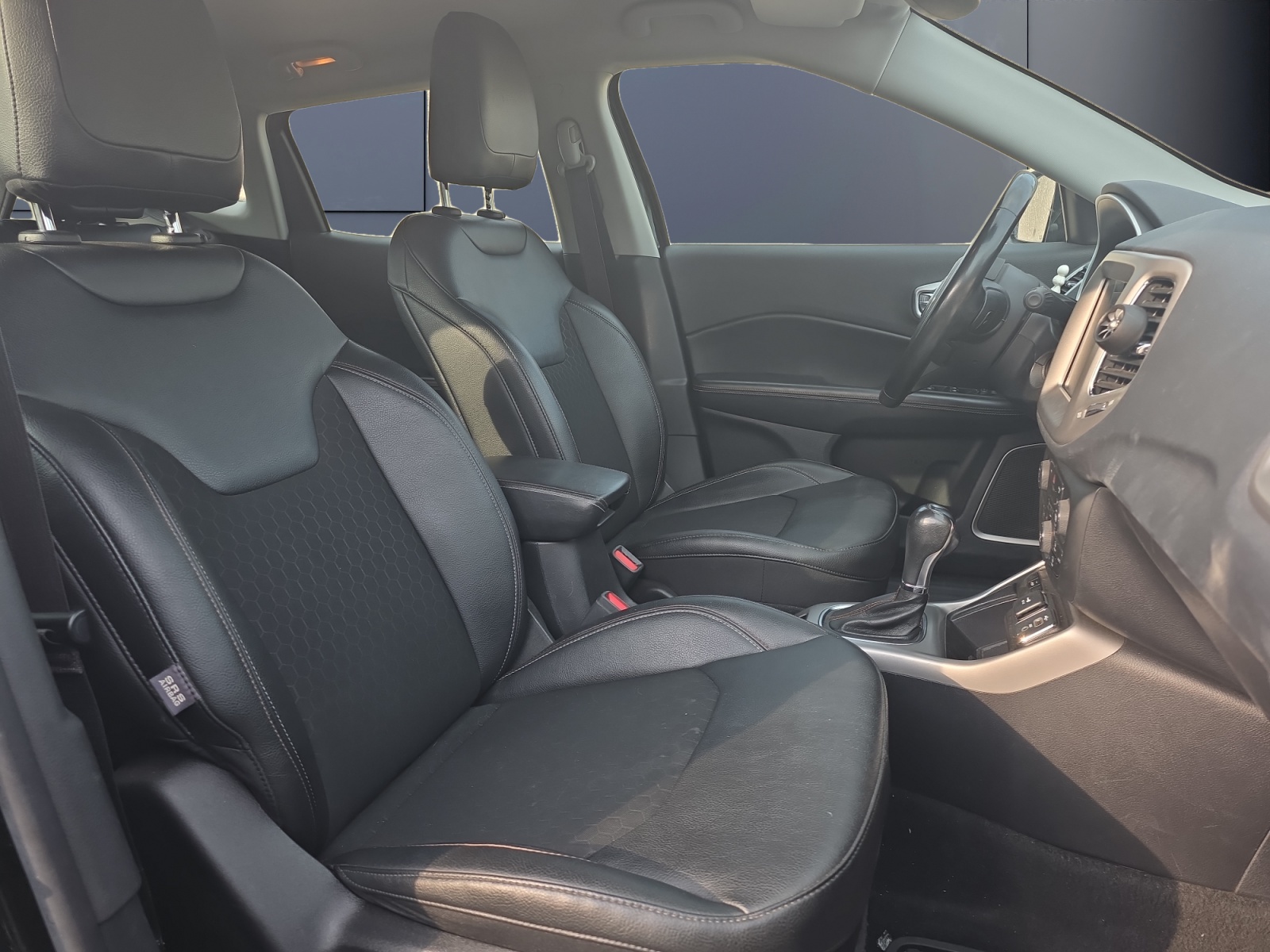 Jeep Compass 13