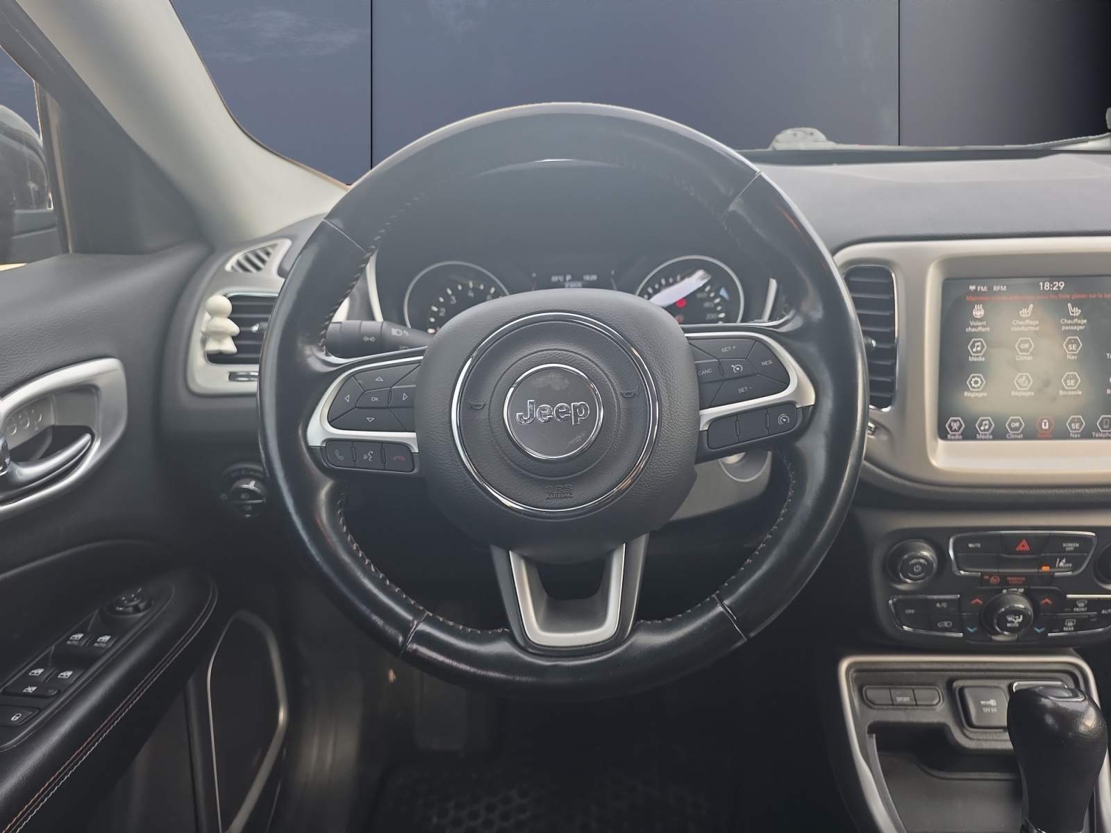 Jeep Compass 15