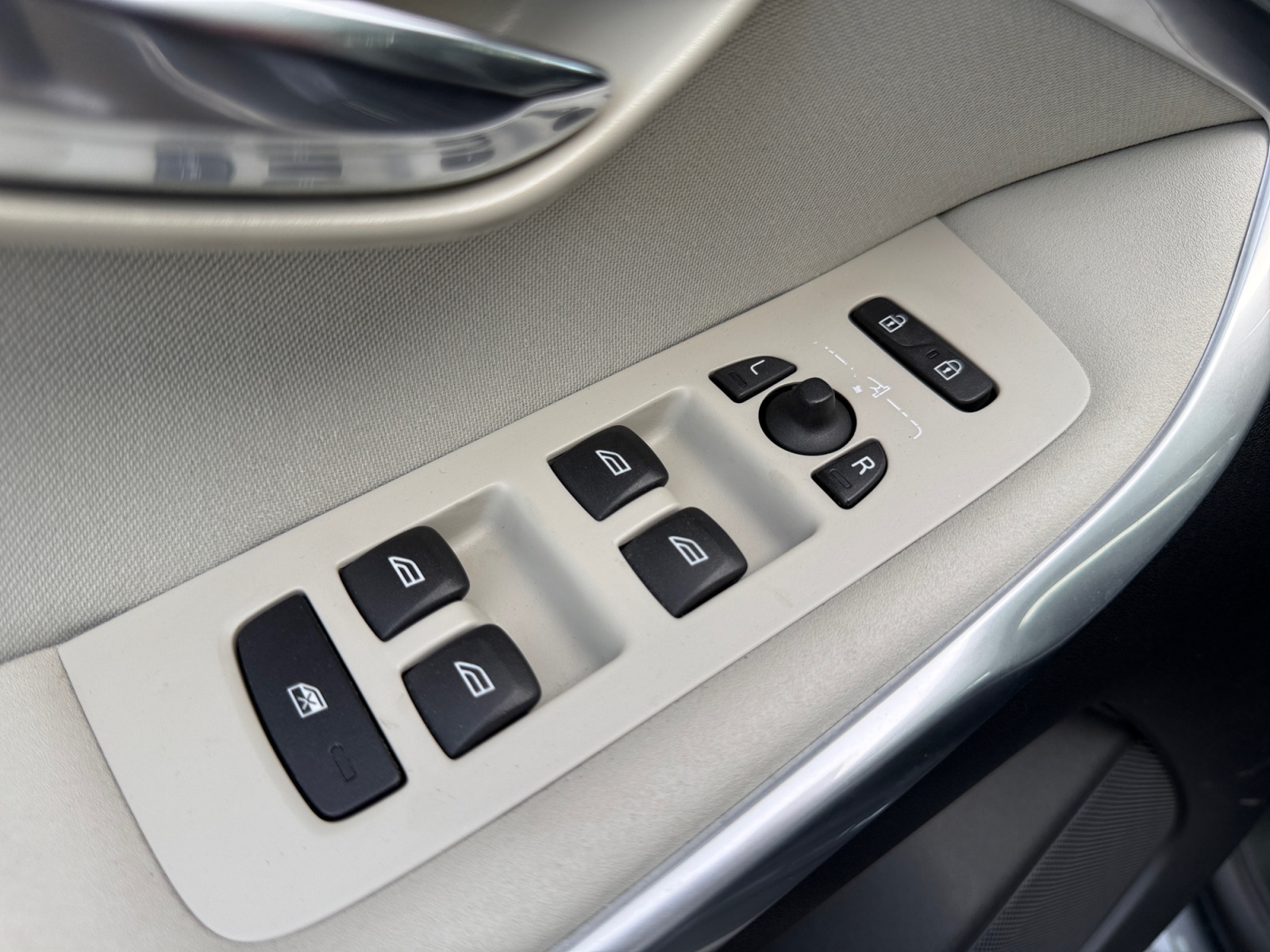 Volvo V40 Cross Country 17