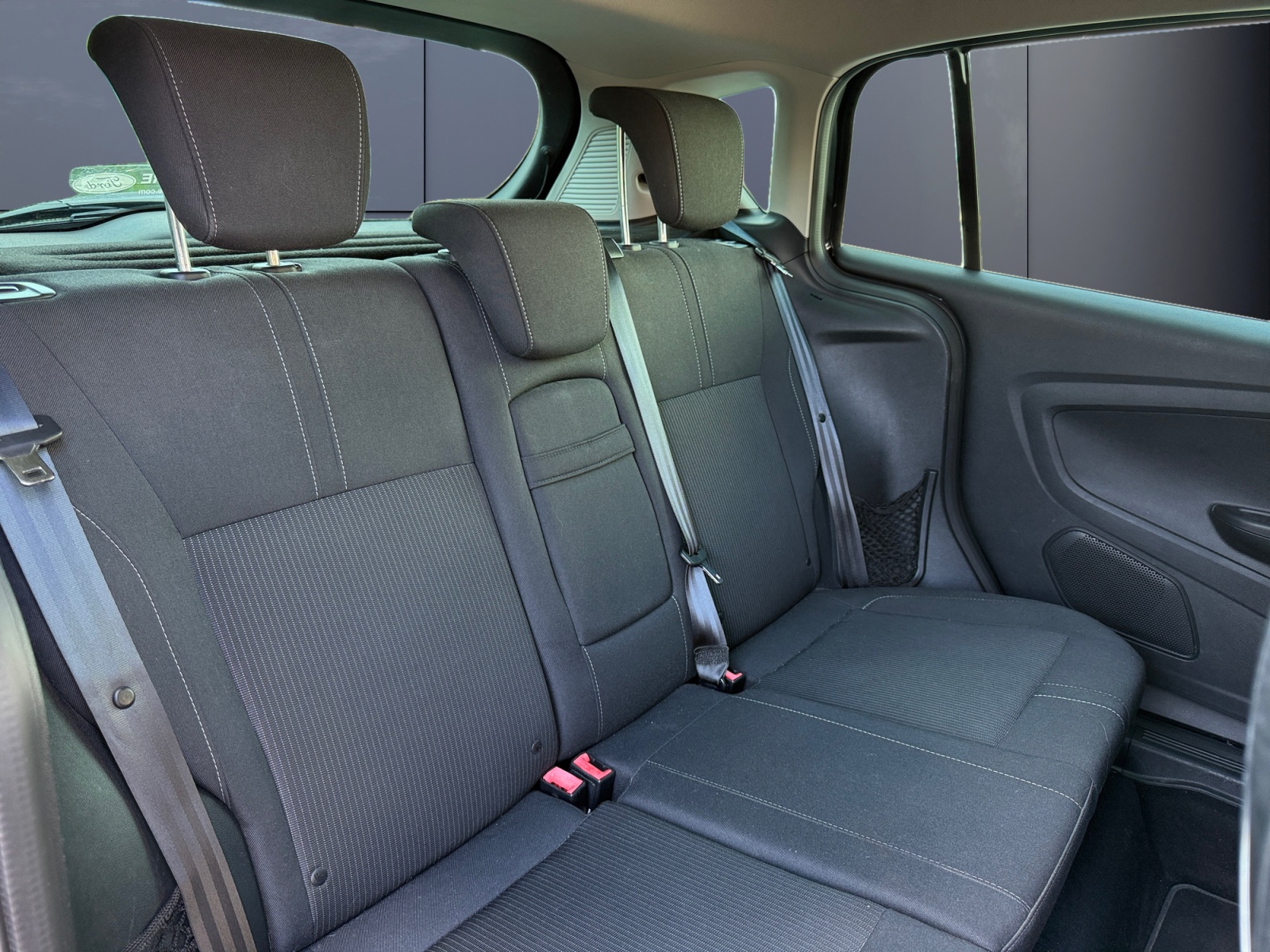 Ford B-Max 11
