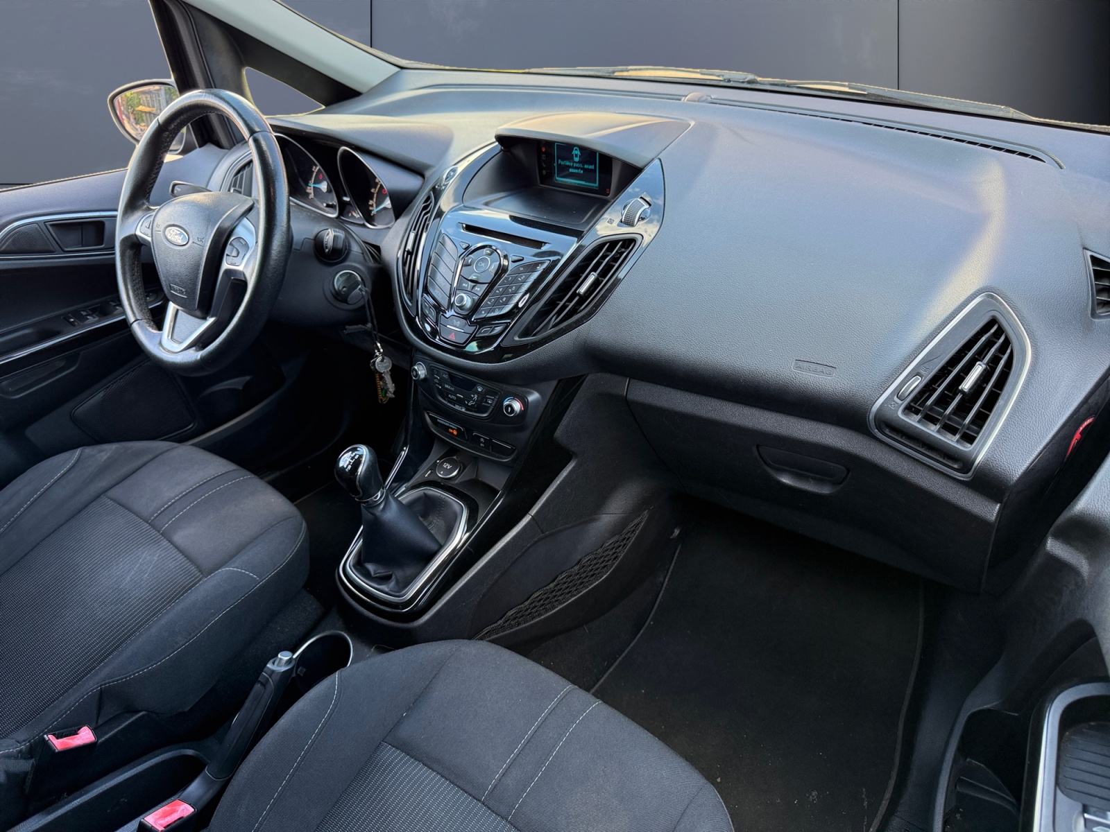Ford B-Max 12