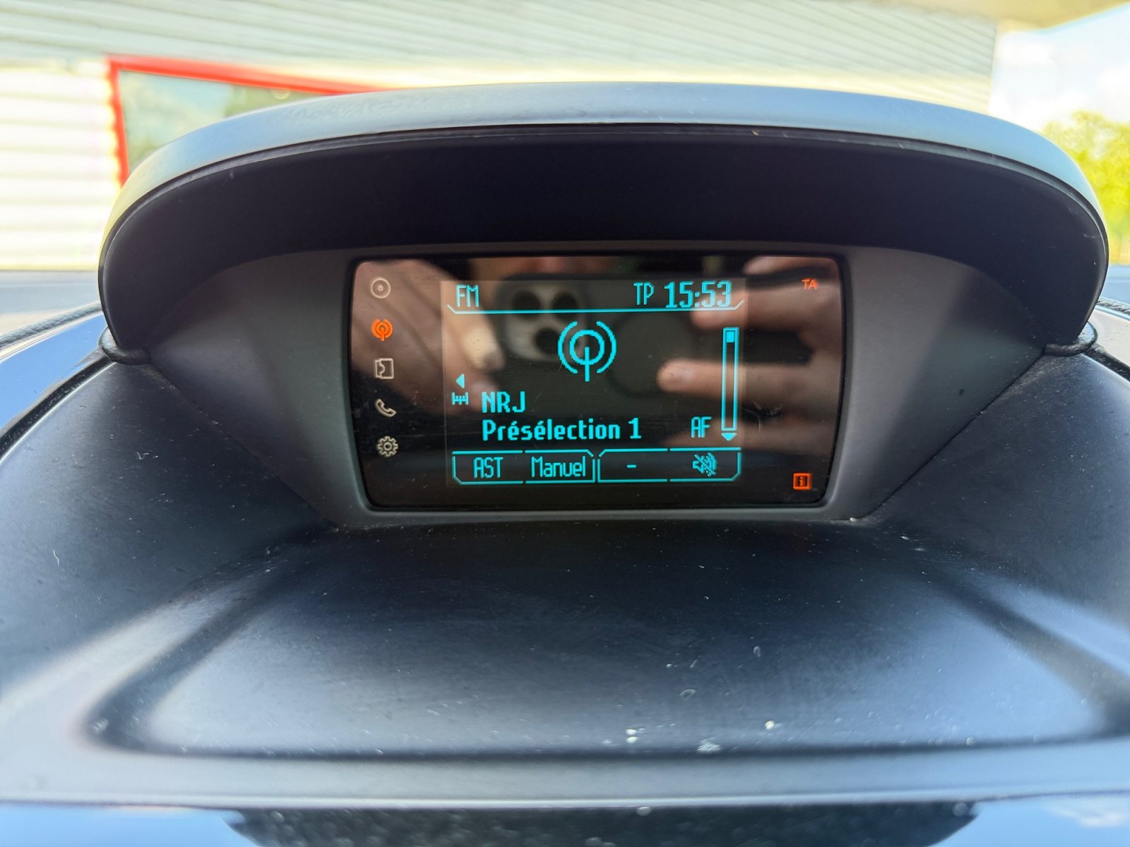 Ford B-Max 21