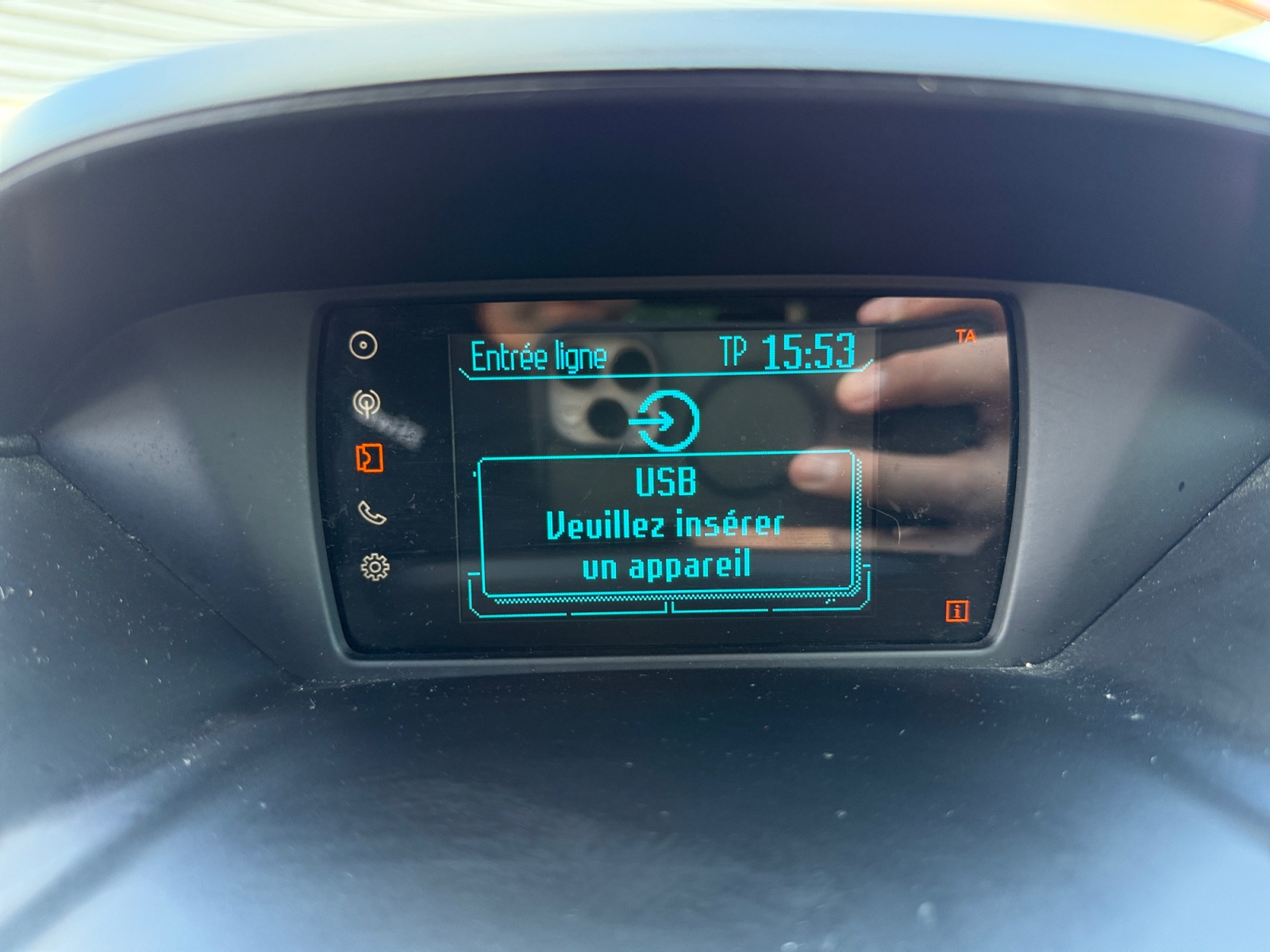 Ford B-Max 24