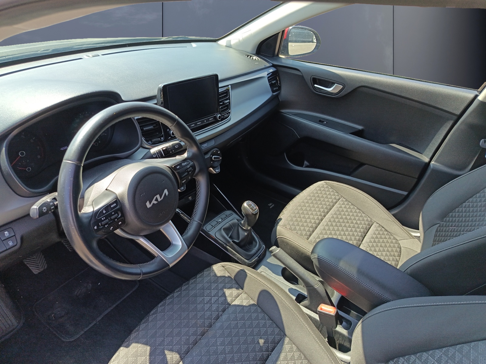 Kia Rio 8