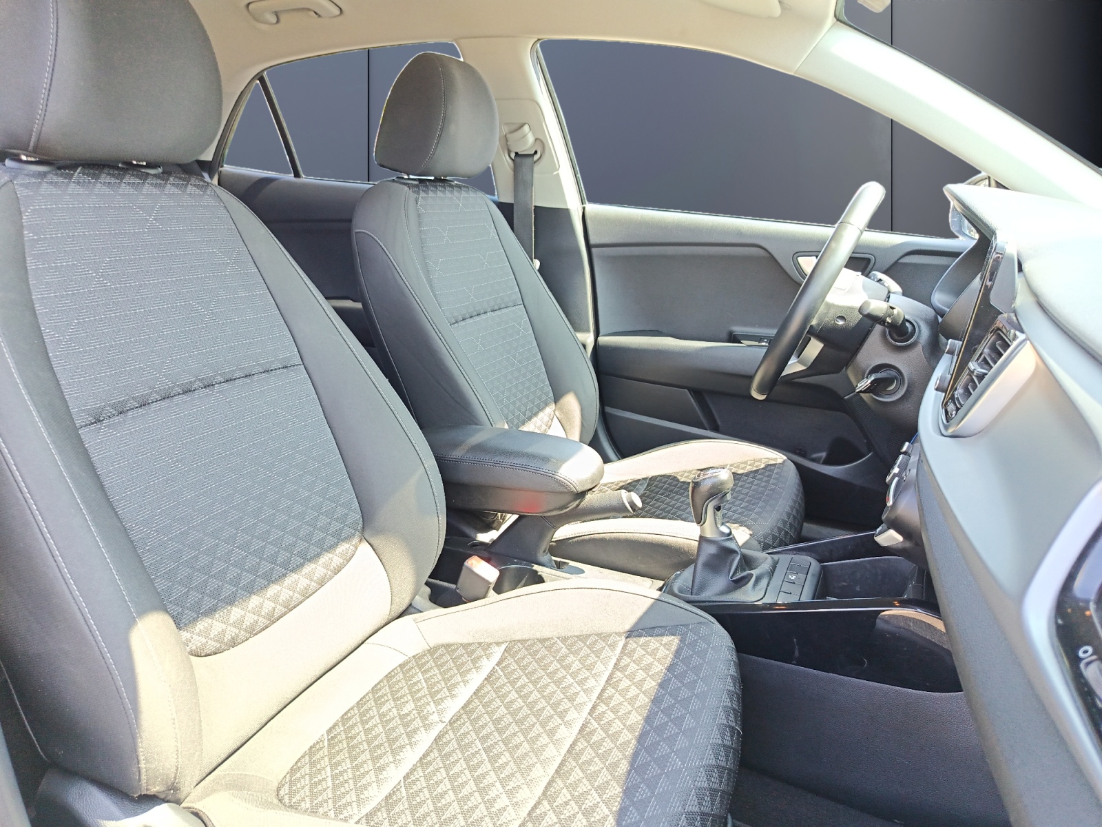 Kia Rio 13