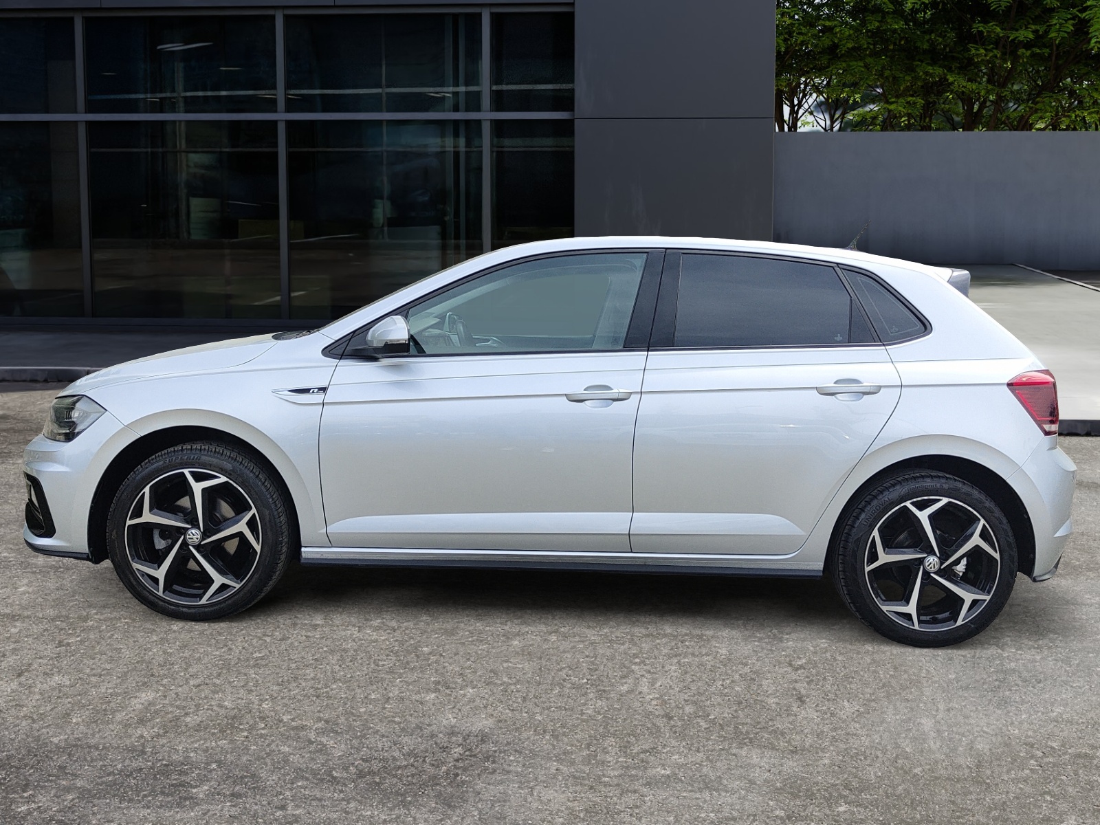 Volkswagen Polo 1