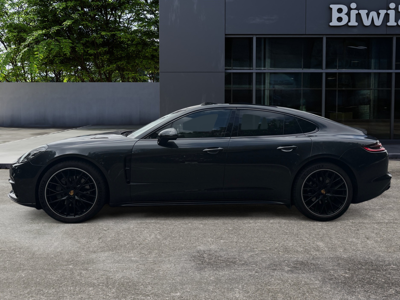 Porsche Panamera 1
