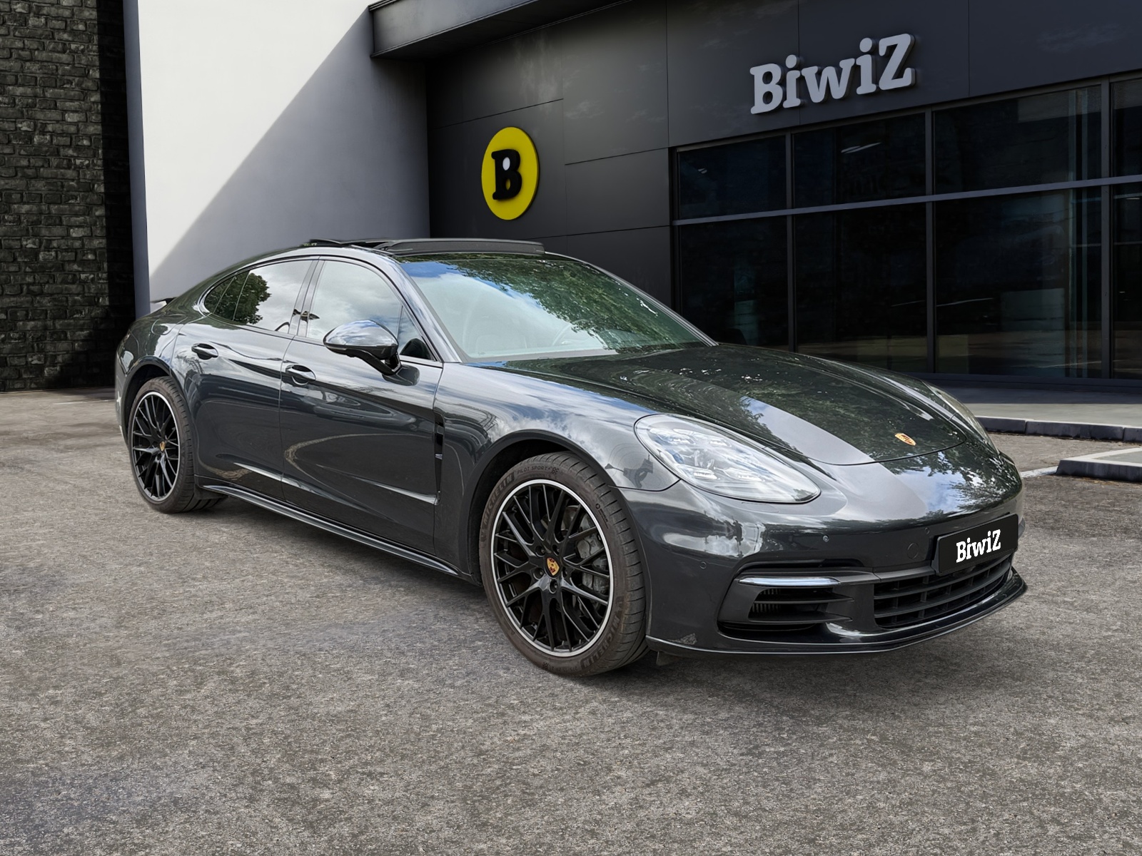 Porsche Panamera 6