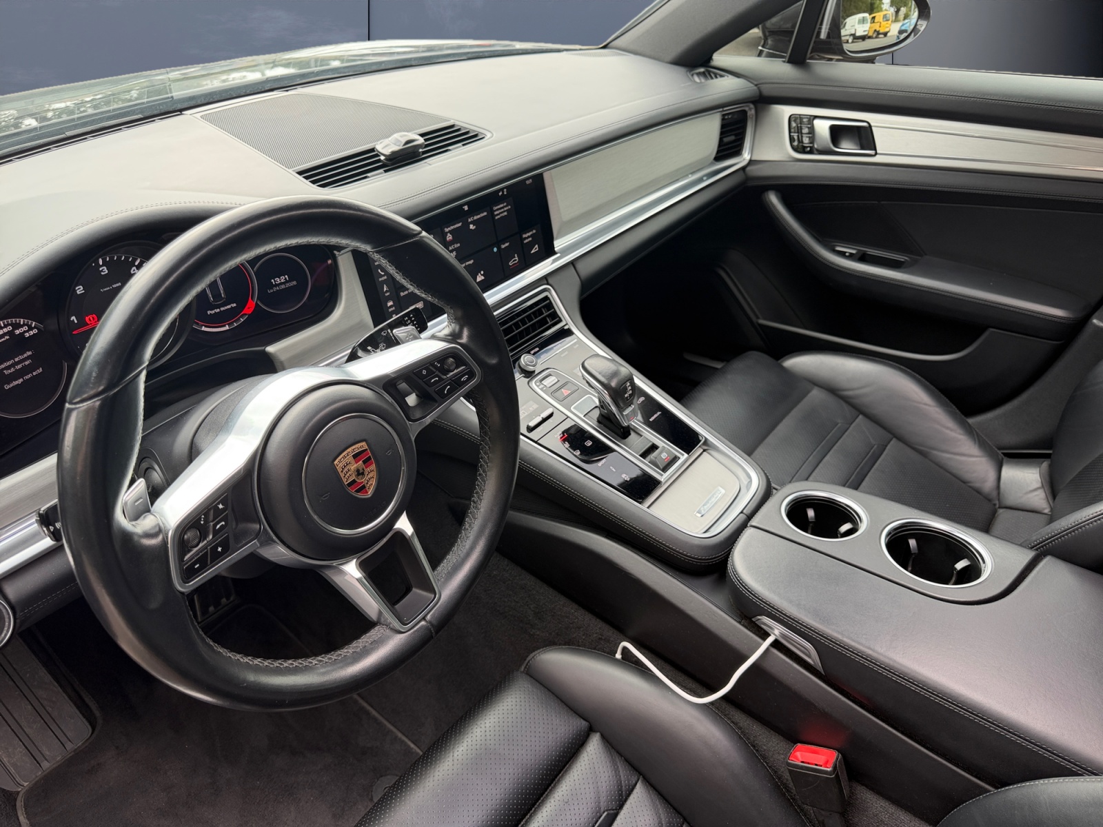 Porsche Panamera 8