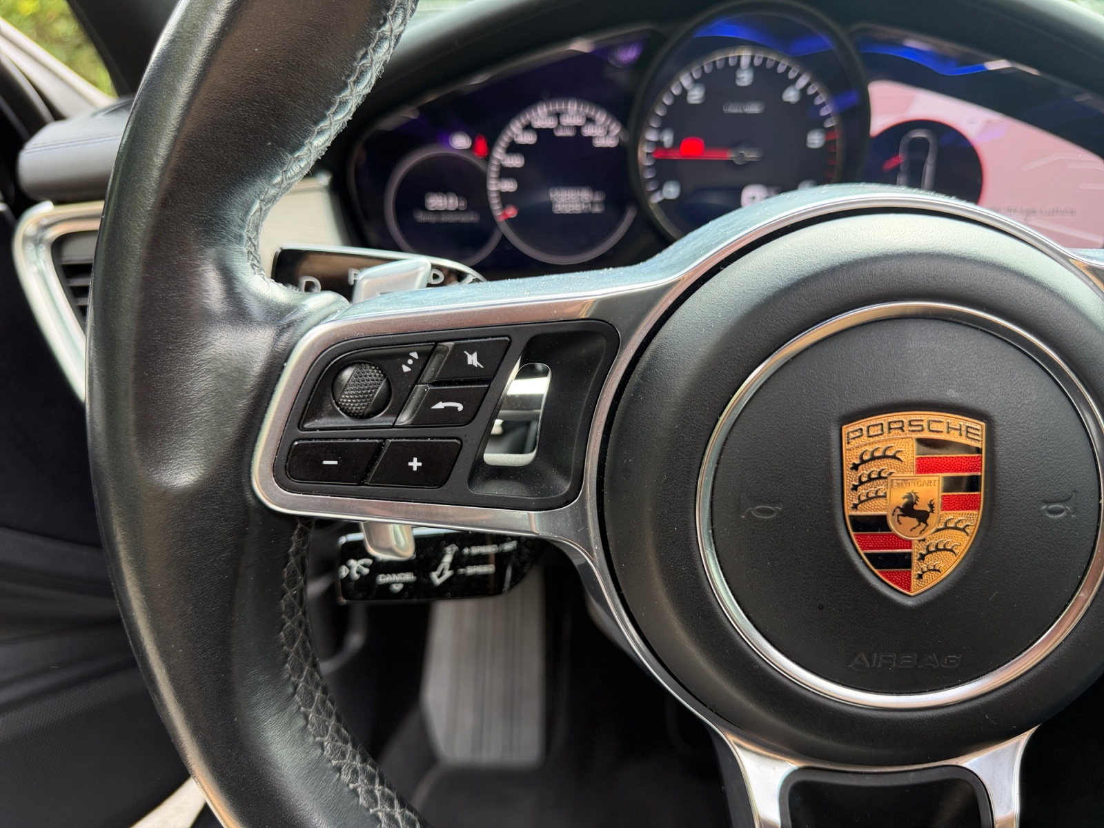 Porsche Panamera 21
