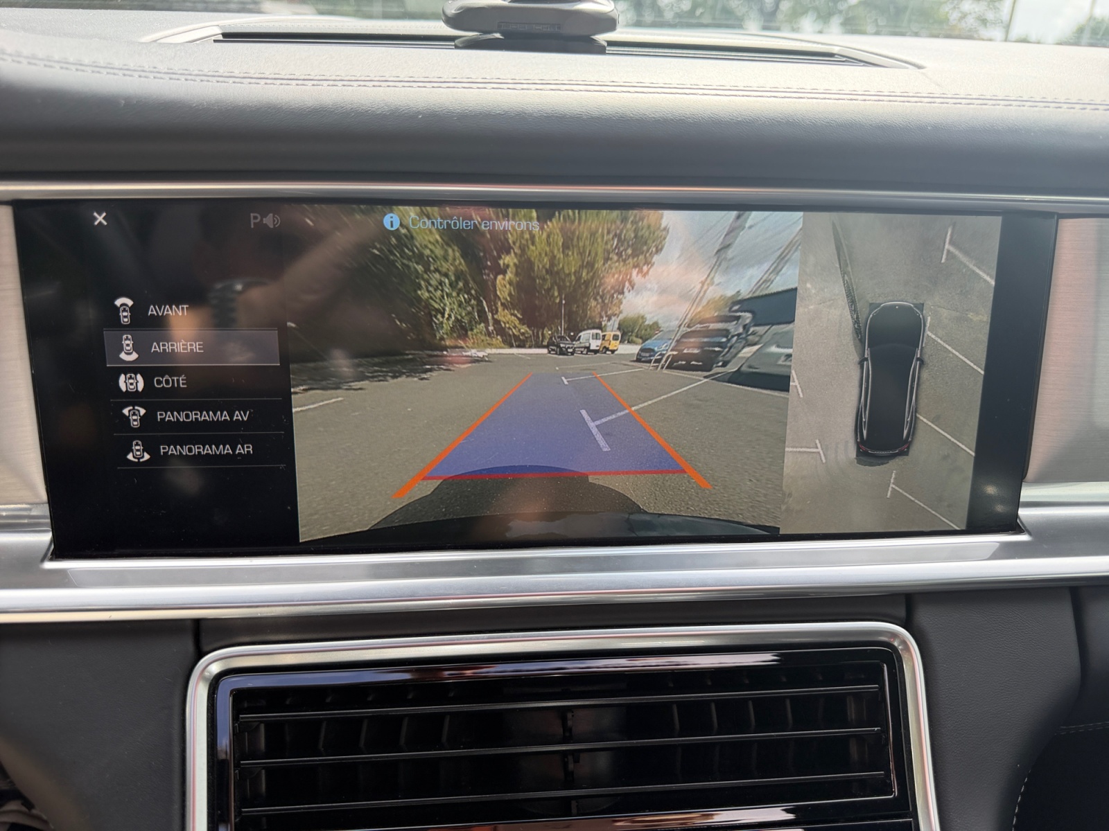 Porsche Panamera 26