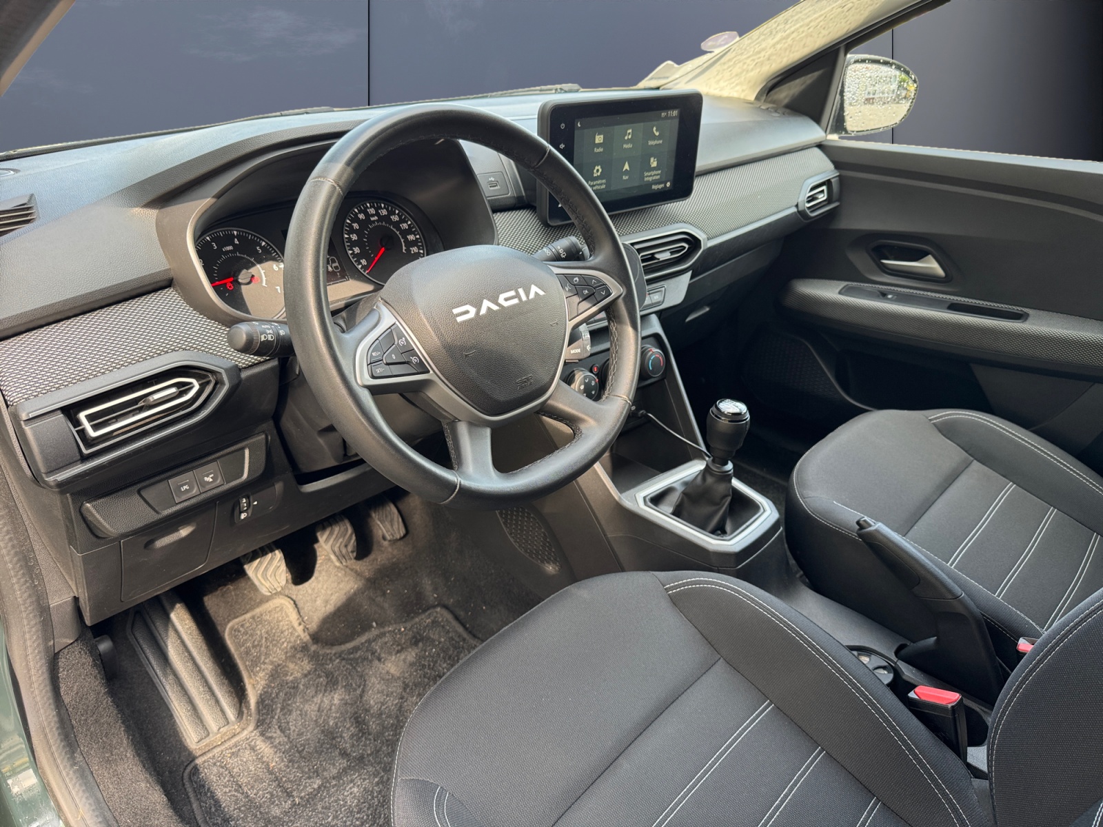 Dacia Jogger 8