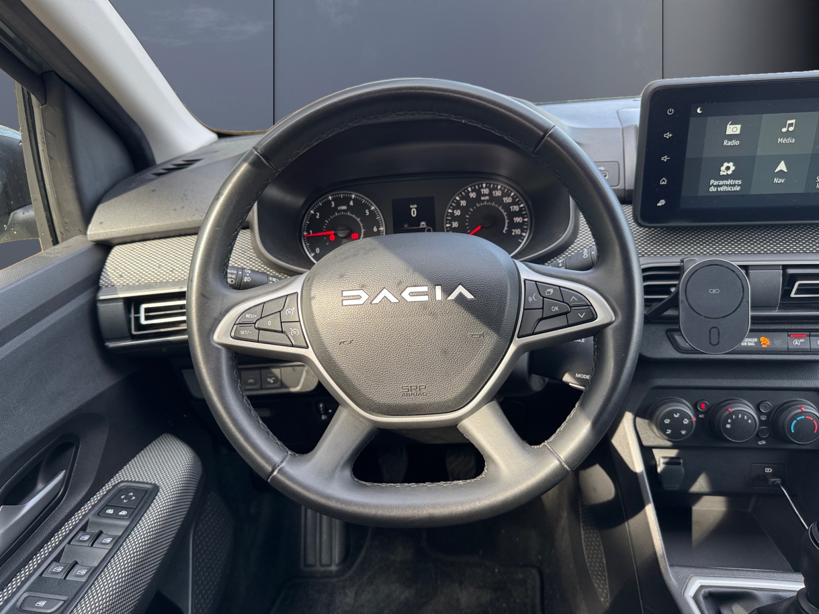 Dacia Jogger 15
