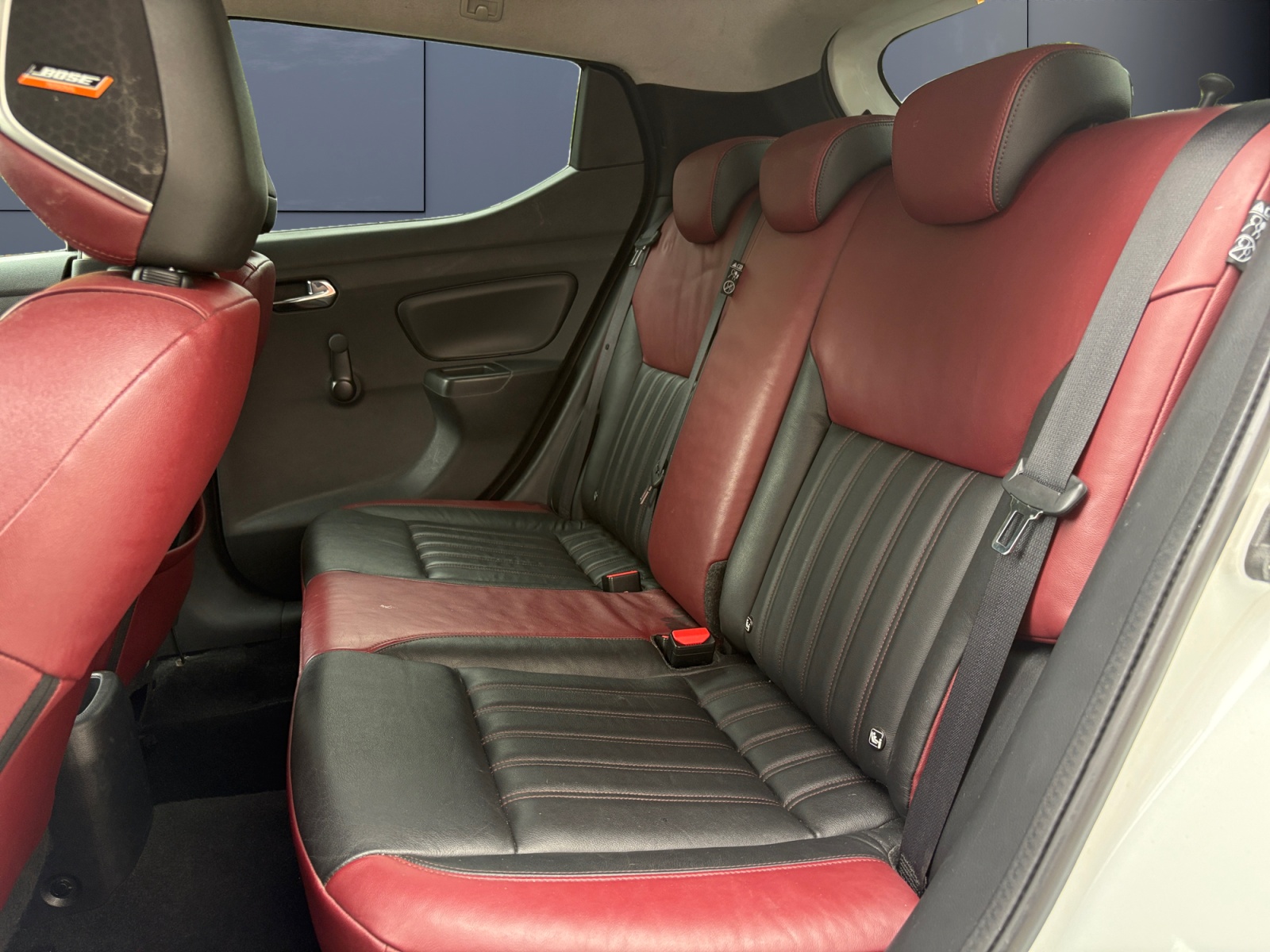 Nissan Micra 10