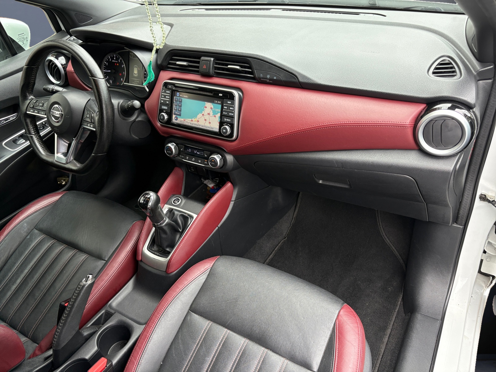 Nissan Micra 13