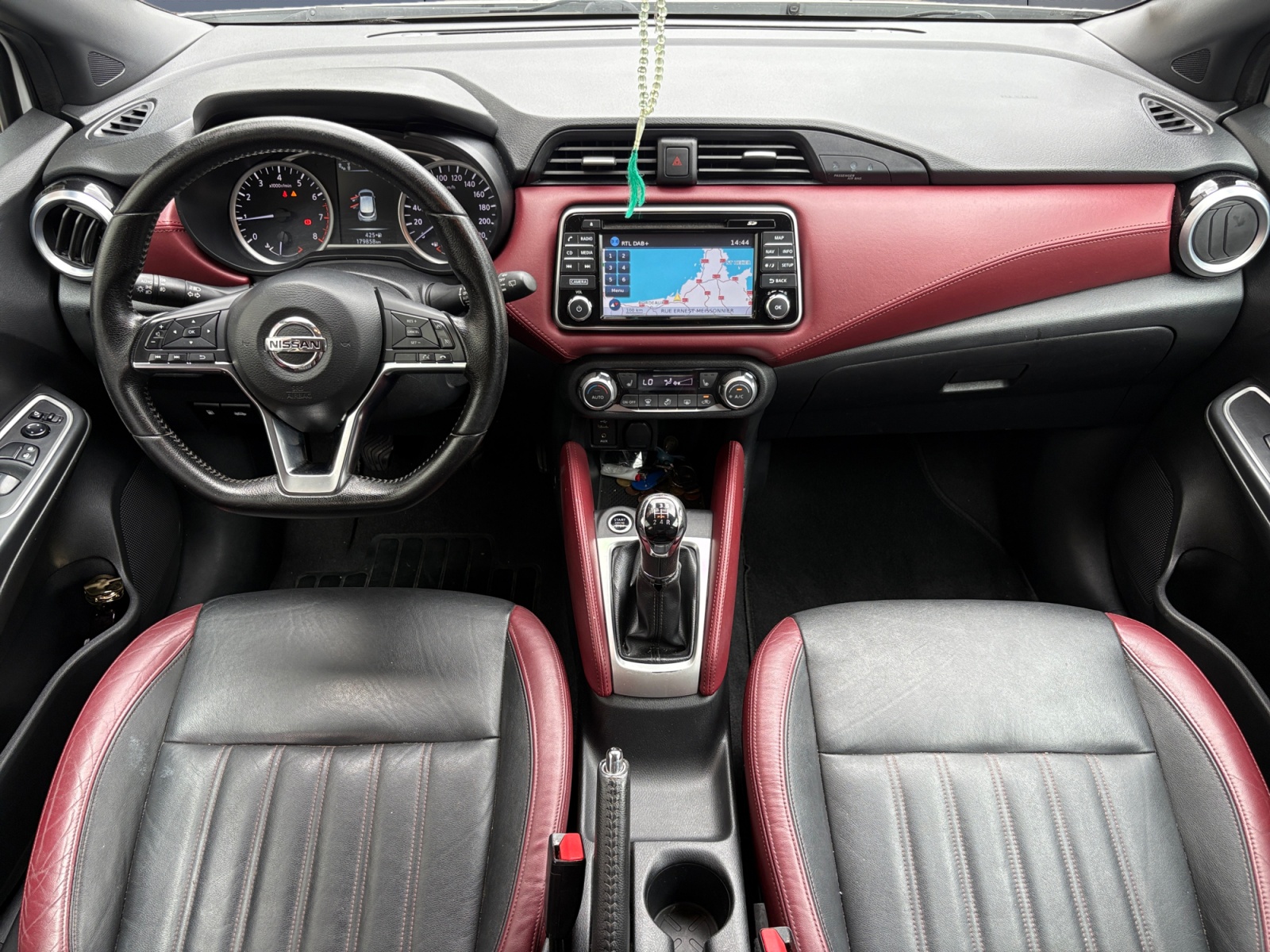 Nissan Micra 15