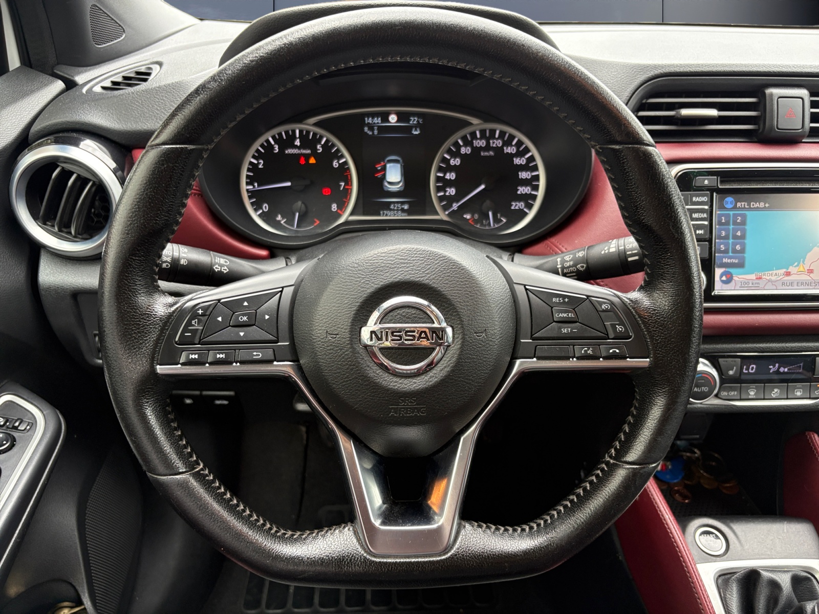 Nissan Micra 16