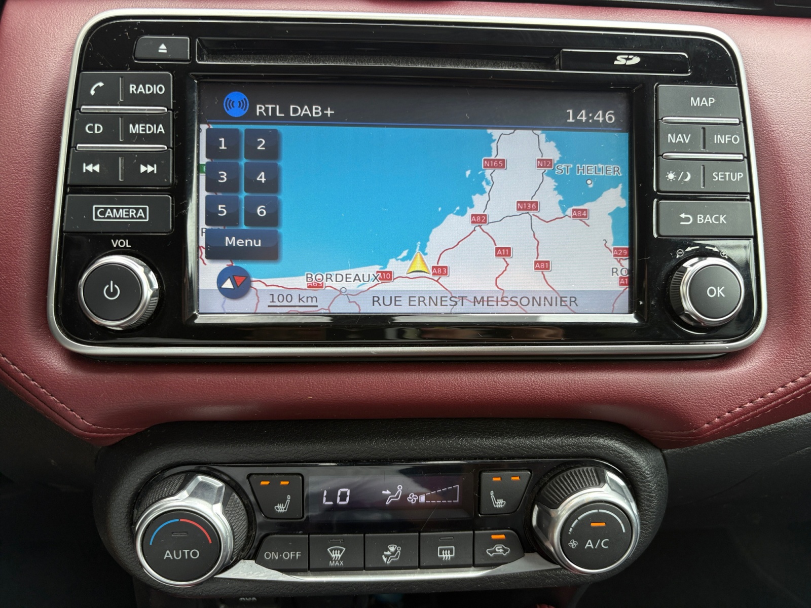 Nissan Micra 24