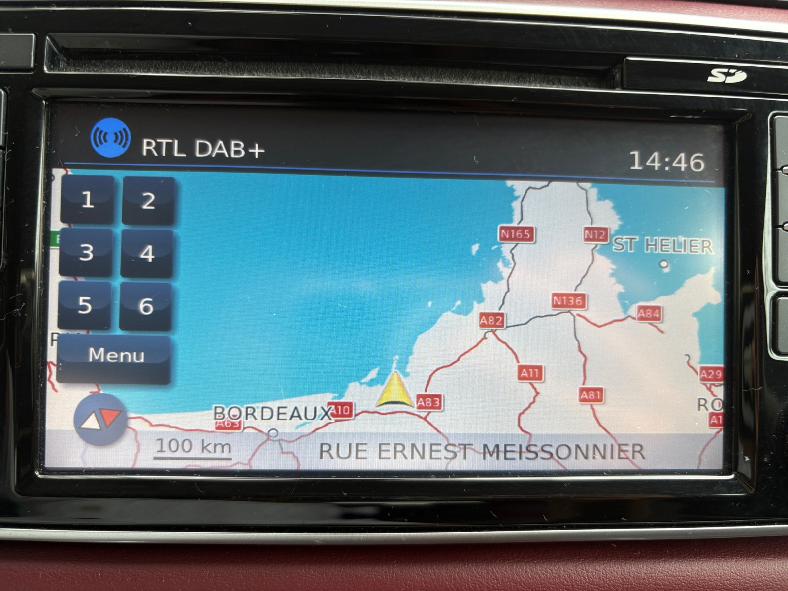Nissan Micra 25