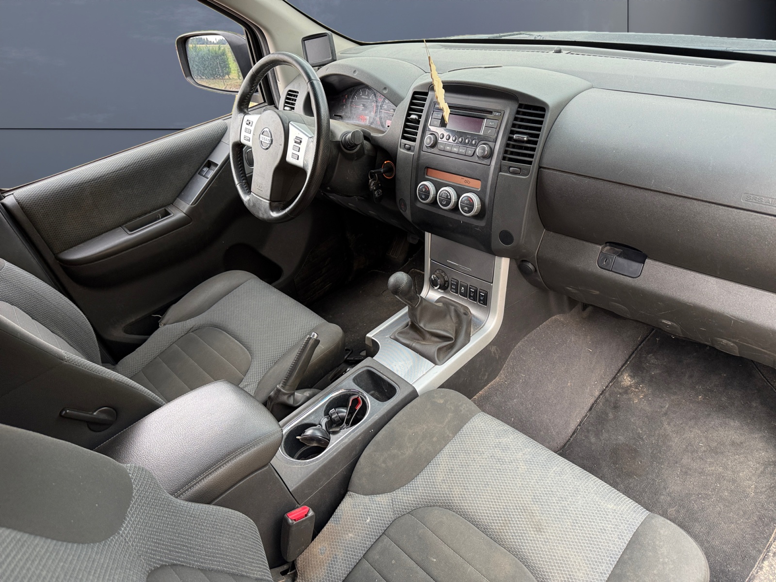 Nissan Navara 12