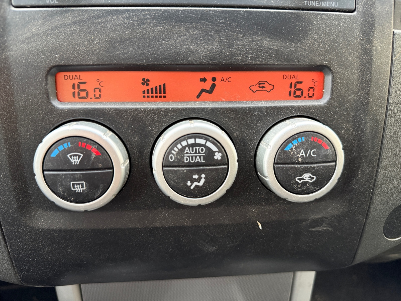 Nissan Navara 18