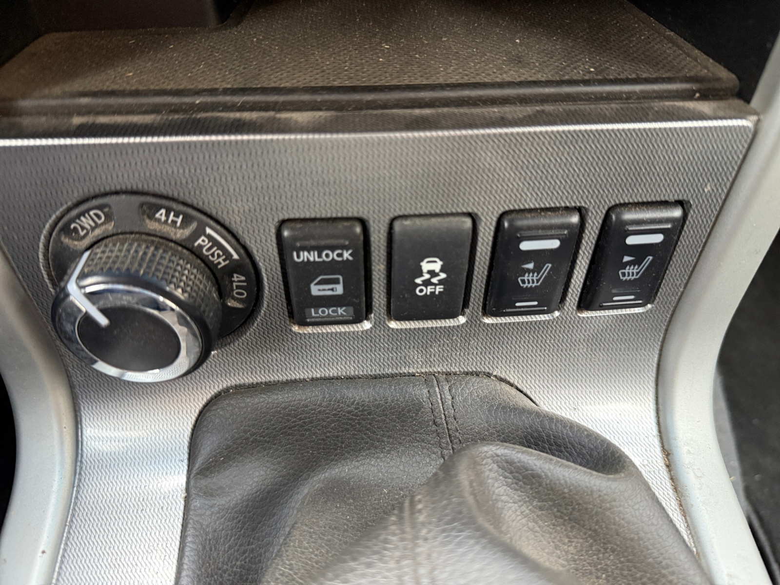 Nissan Navara 20