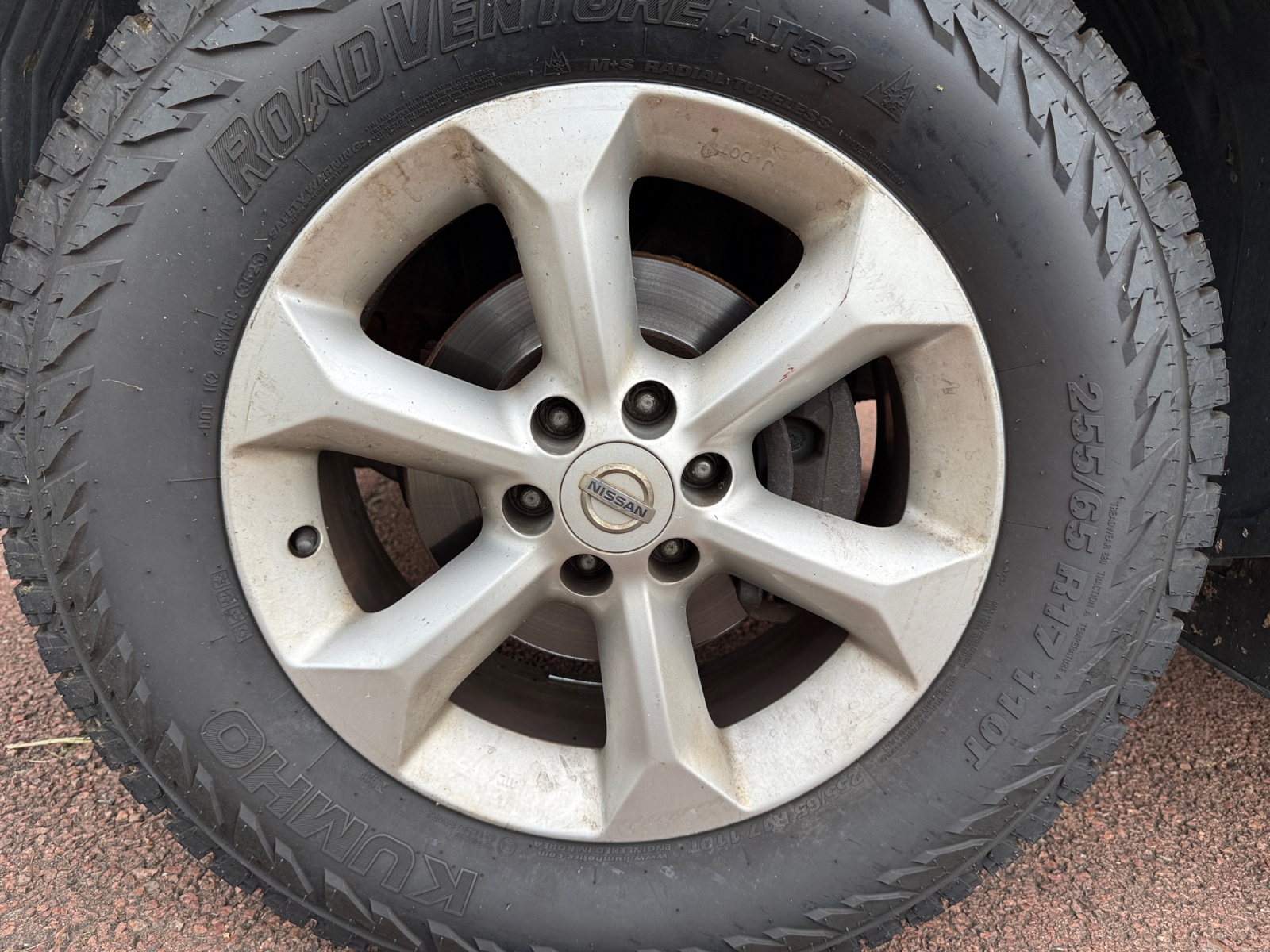 Nissan Navara 33