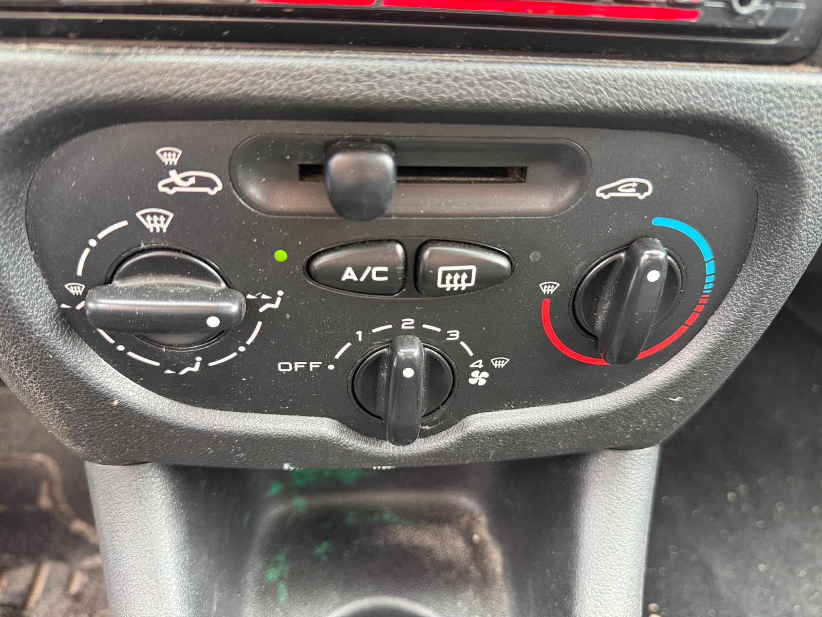 Peugeot 206 Plus 22