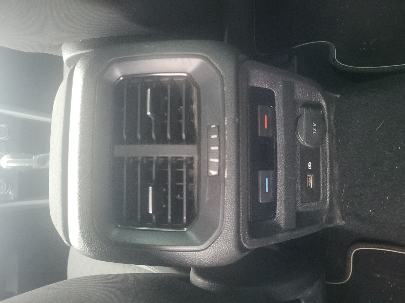 Volkswagen Tiguan 21