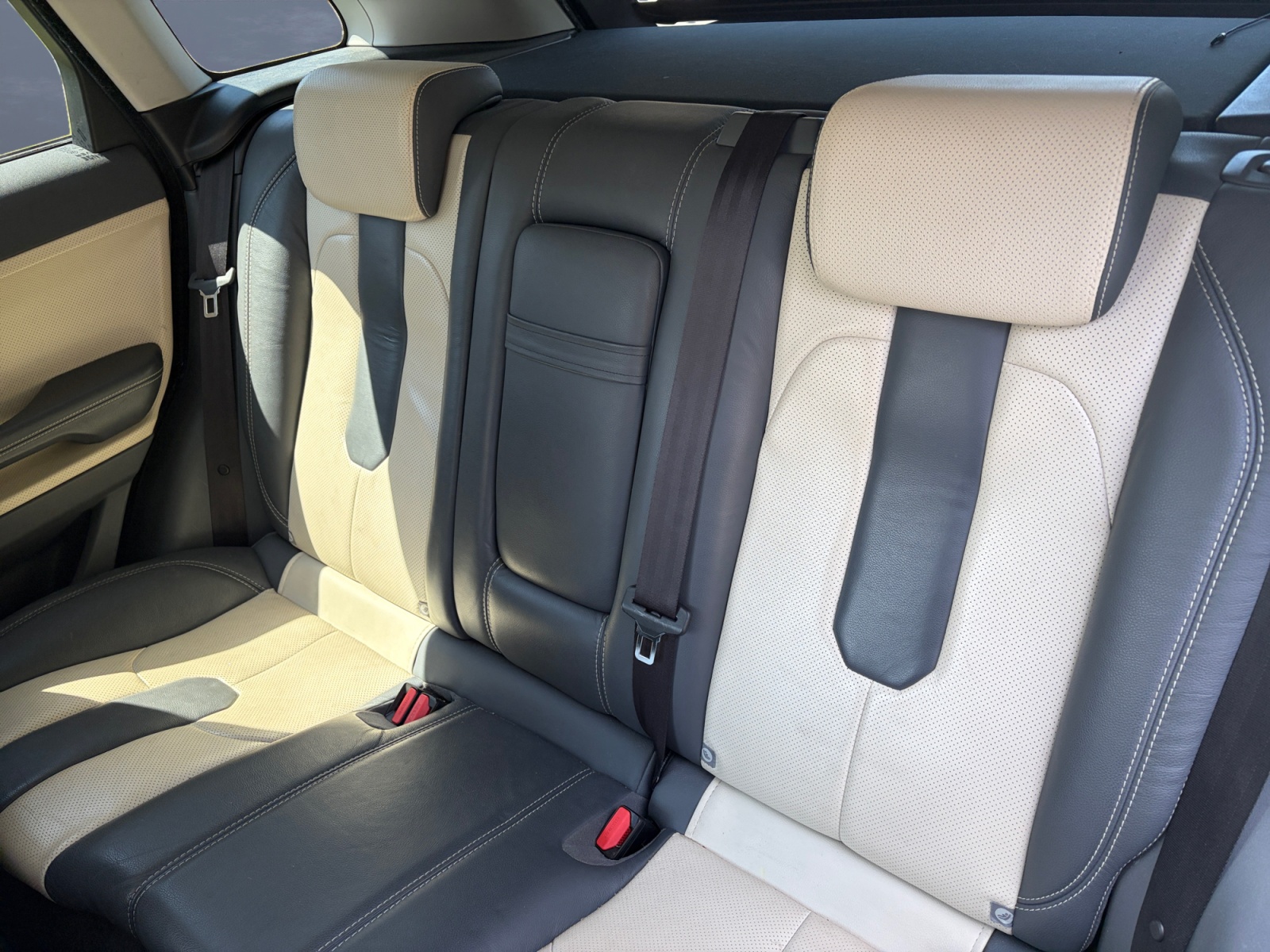 Land Rover Range Rover Evoque 10