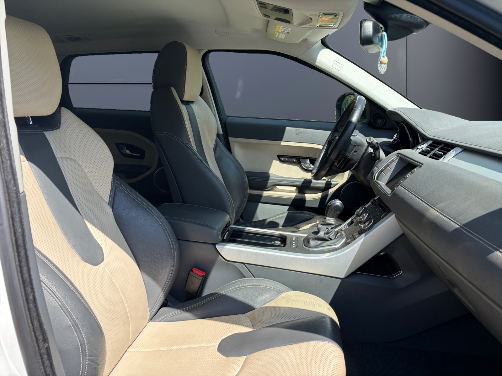 Land Rover Range Rover Evoque 13