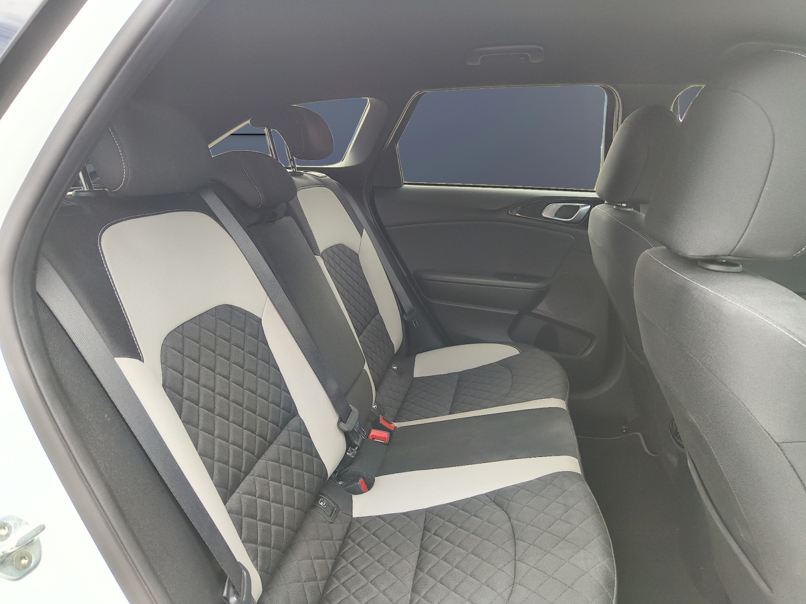 Kia Ceed 11