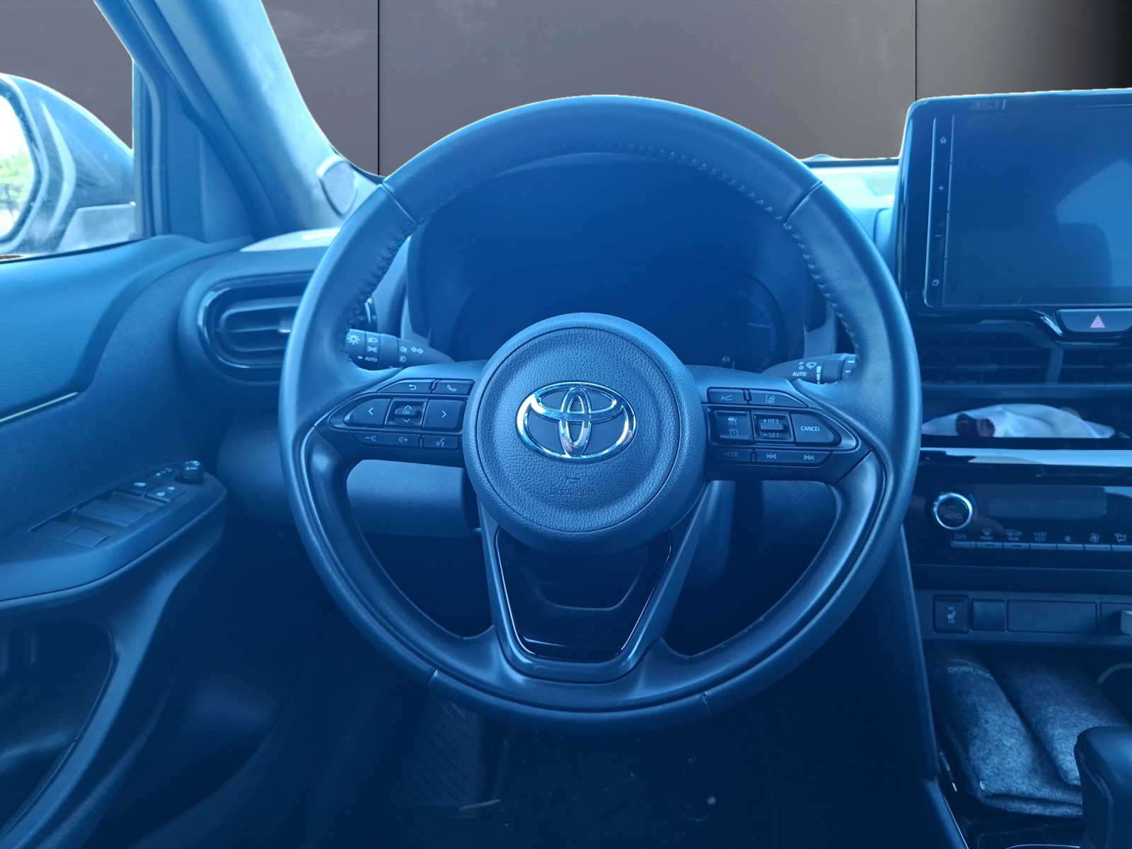 Toyota Yaris 15